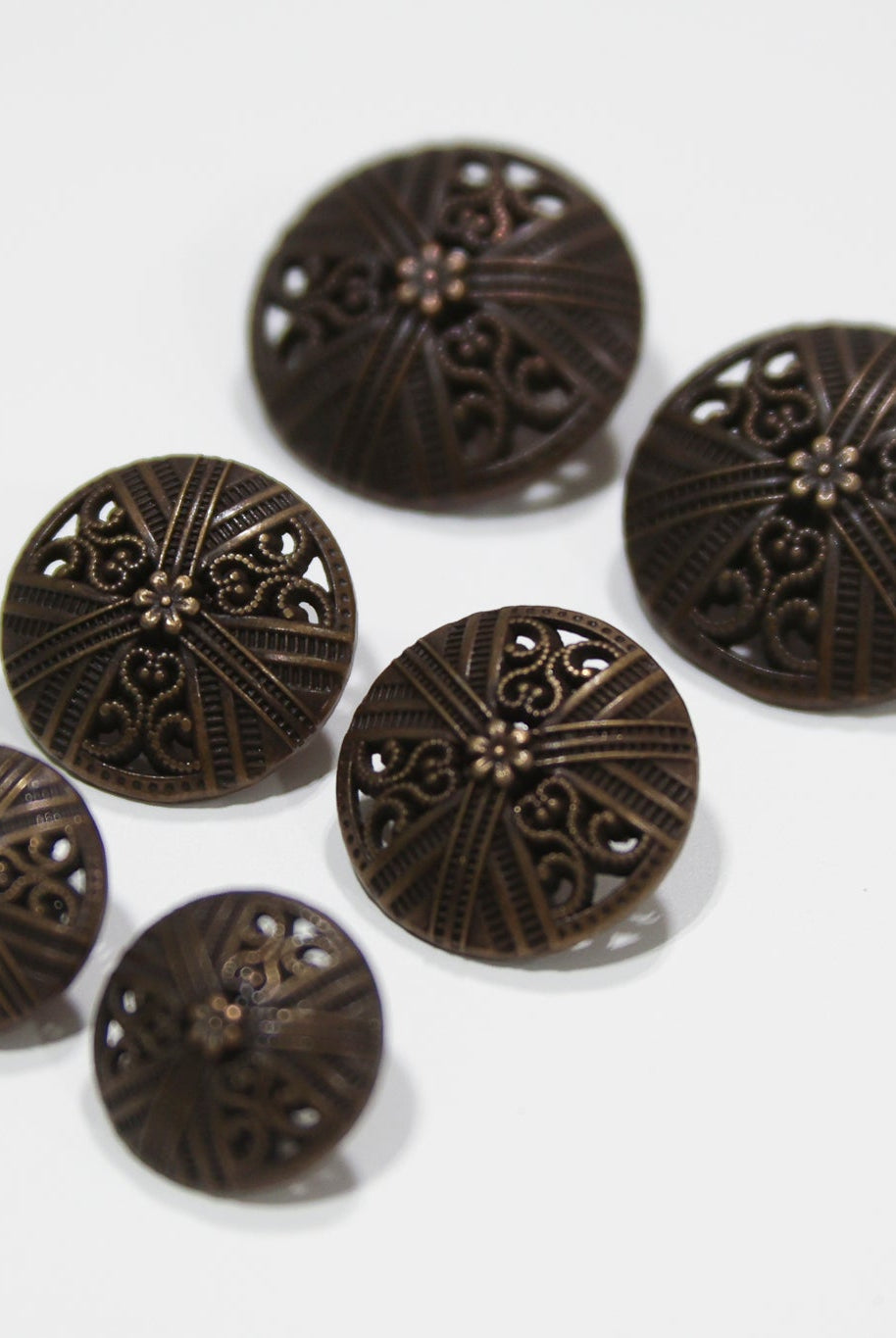Antique Bronze Dome Filigree Metal Shank Buttons. 24L (15mm / 5/8"), 30L (19mm, 3/4"), 36L (23mm / 7/8") - Boho Fabrics - Buttons & Snaps