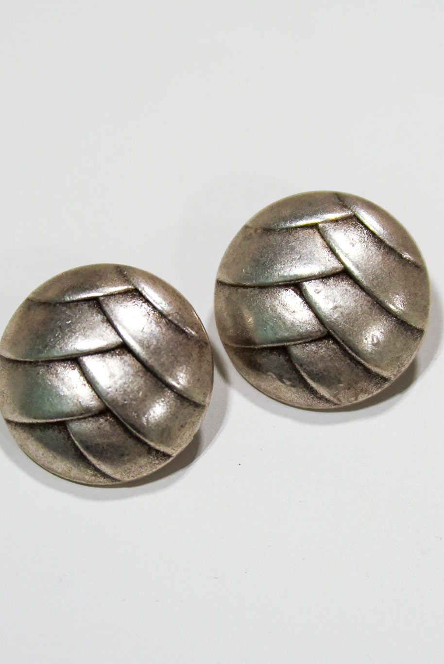 Antique Silver Scales Dome Metal Shank Buttons. 24L (15mm / 5/8"), 30L (19mm / 3/4") , 36L (23mm / 7/8") - Boho Fabrics - Buttons & Snaps