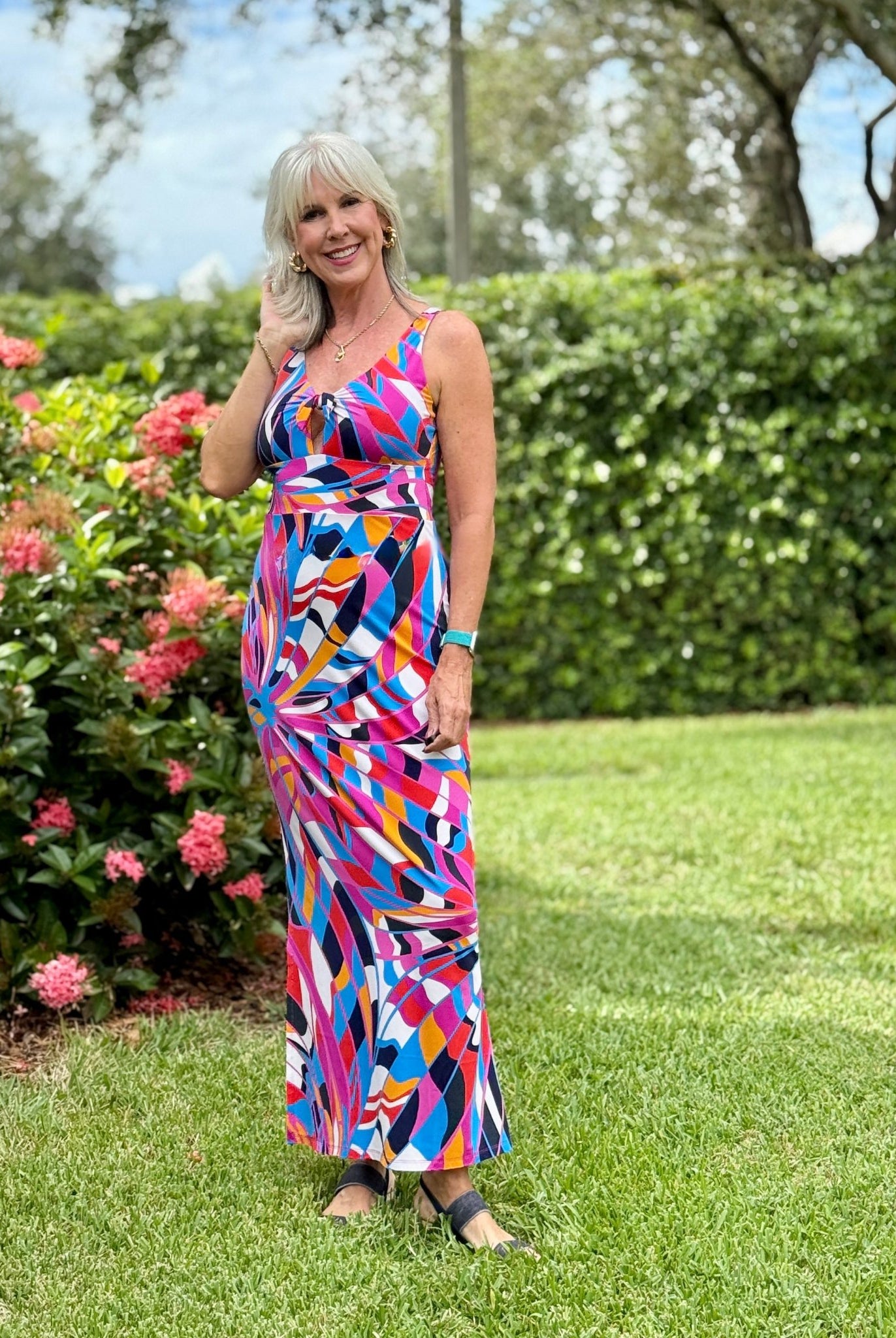 Bright Retro Sunburst, Athletic Printed Knit Fabric - Boho Fabrics - Athletic Knit Fabric