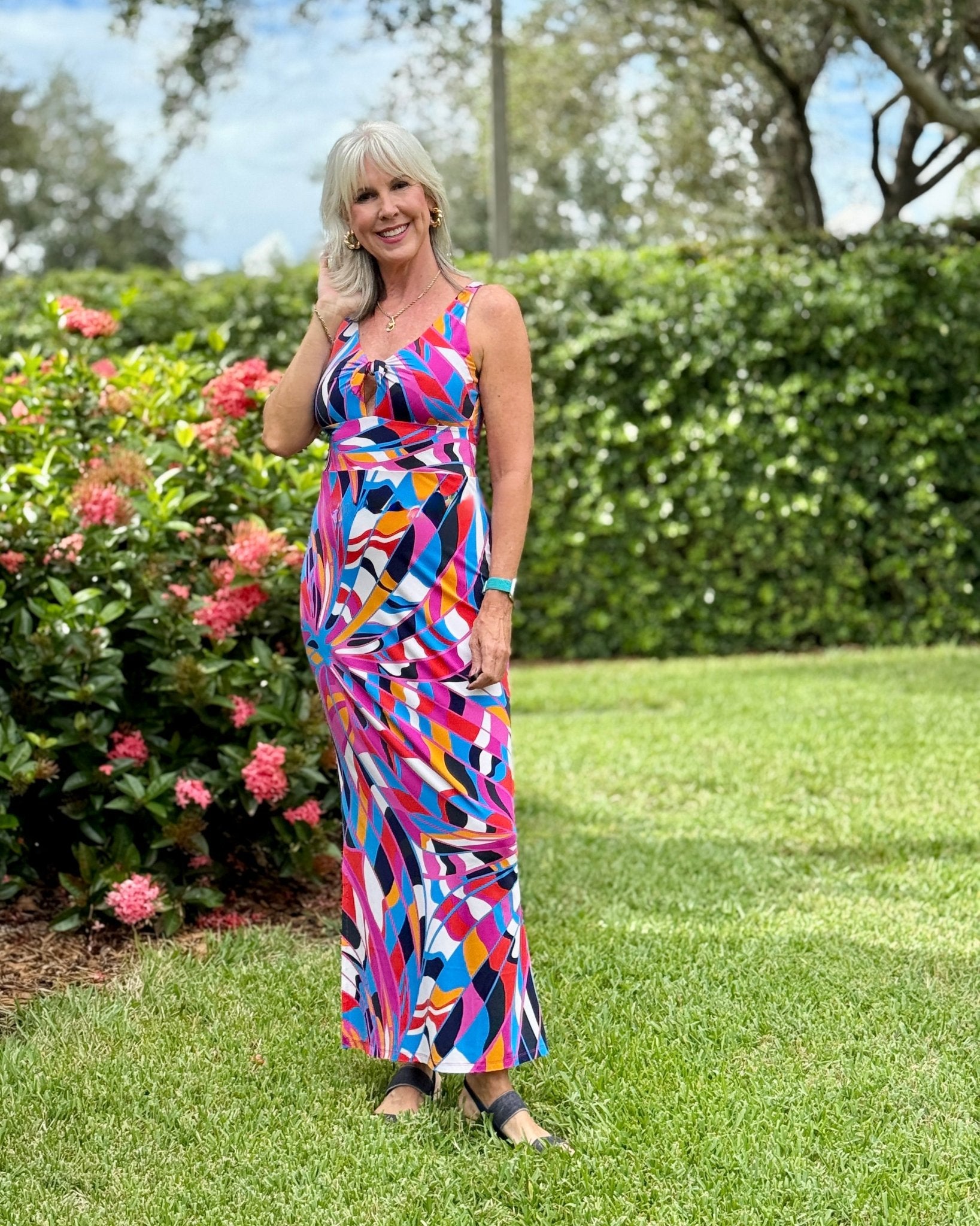 Bright Retro Sunburst, Athletic Printed Knit Fabric - Boho Fabrics - Athletic Knit Fabric