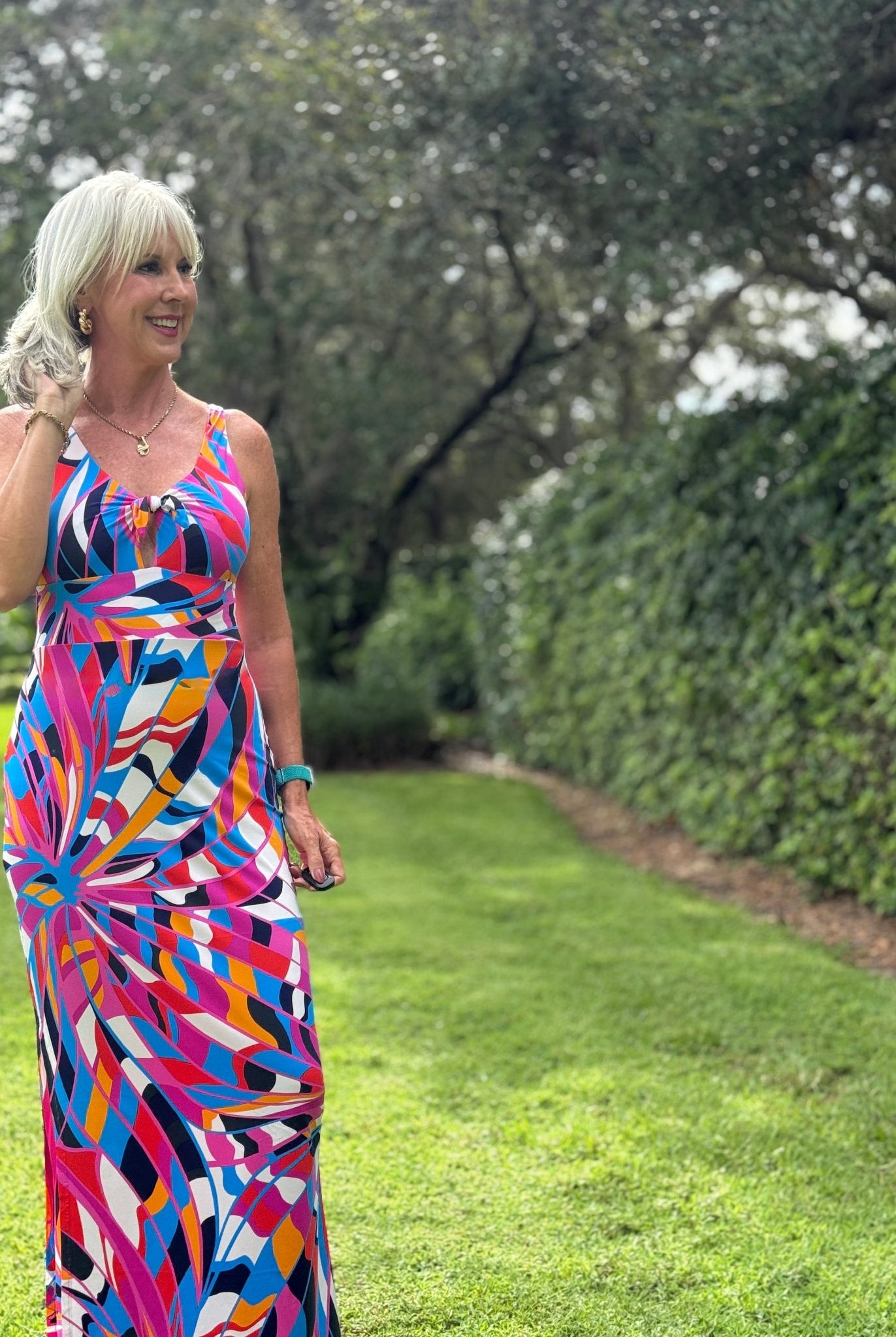 Bright Retro Sunburst, Athletic Printed Knit Fabric - Boho Fabrics - Athletic Knit Fabric