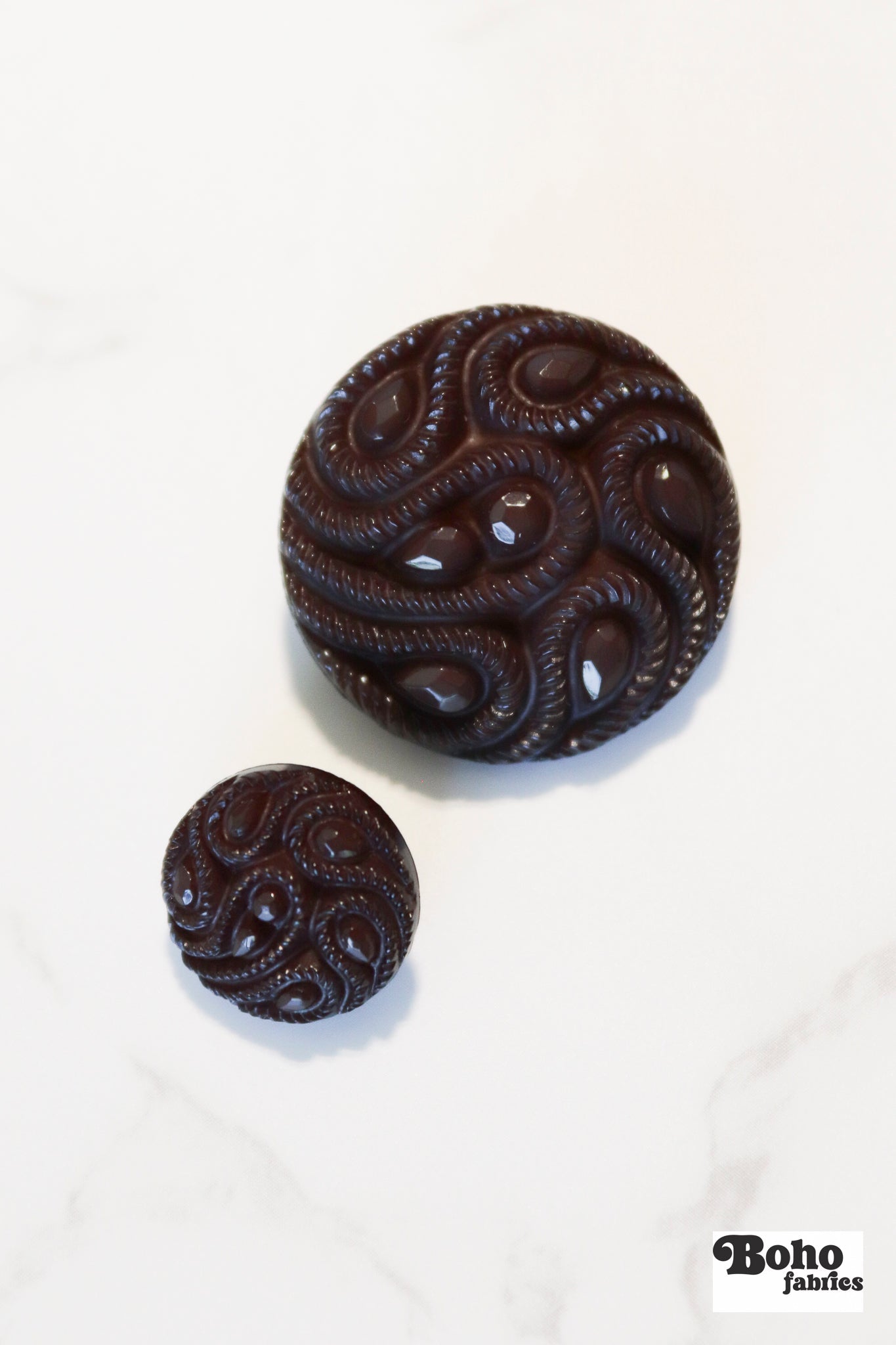 Brown Paisley Faceted, Plastic Shank Buttons. Available in 15mm (24L) and 28mm (44L) - Boho Fabrics - Buttons & Snaps