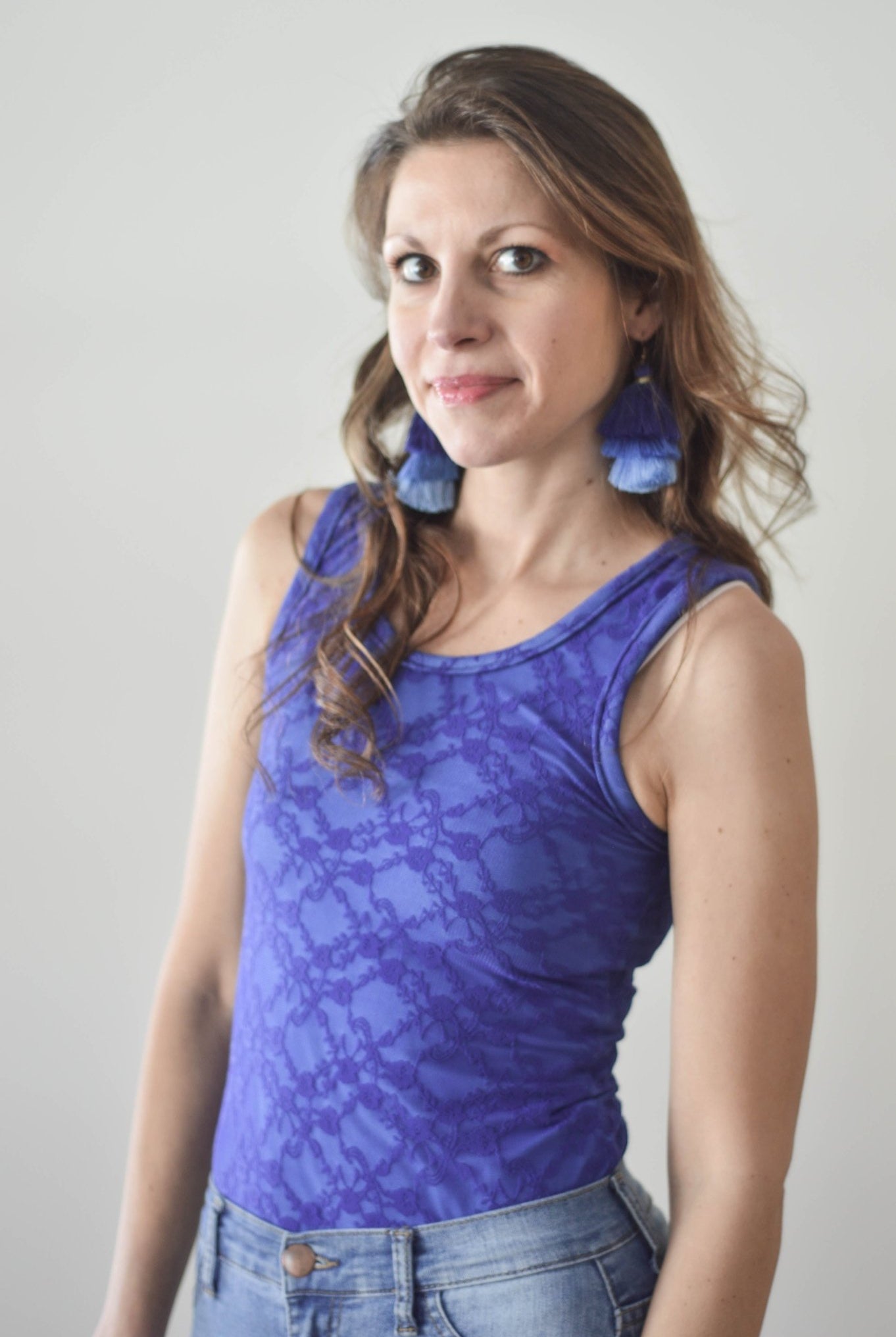 "Chain Flowers" in Royal Blue. Stretch Lace. SL-109-RYLB. - Boho Fabrics