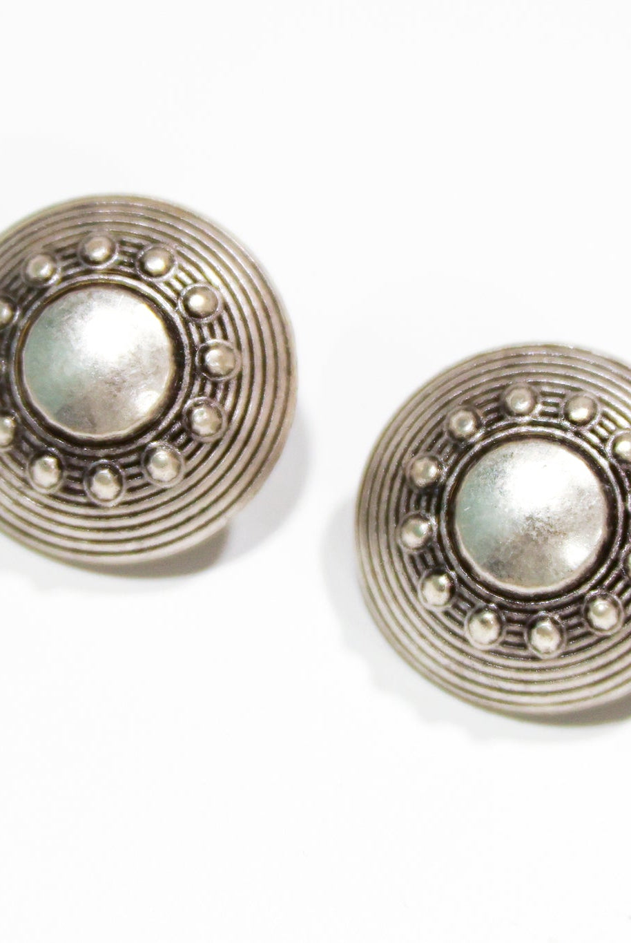 Circle Dot Dome Metal Shank Buttons. 24L (15mm / 5/8"), 36L (23mm / 7/8") - Boho Fabrics - Buttons & Snaps
