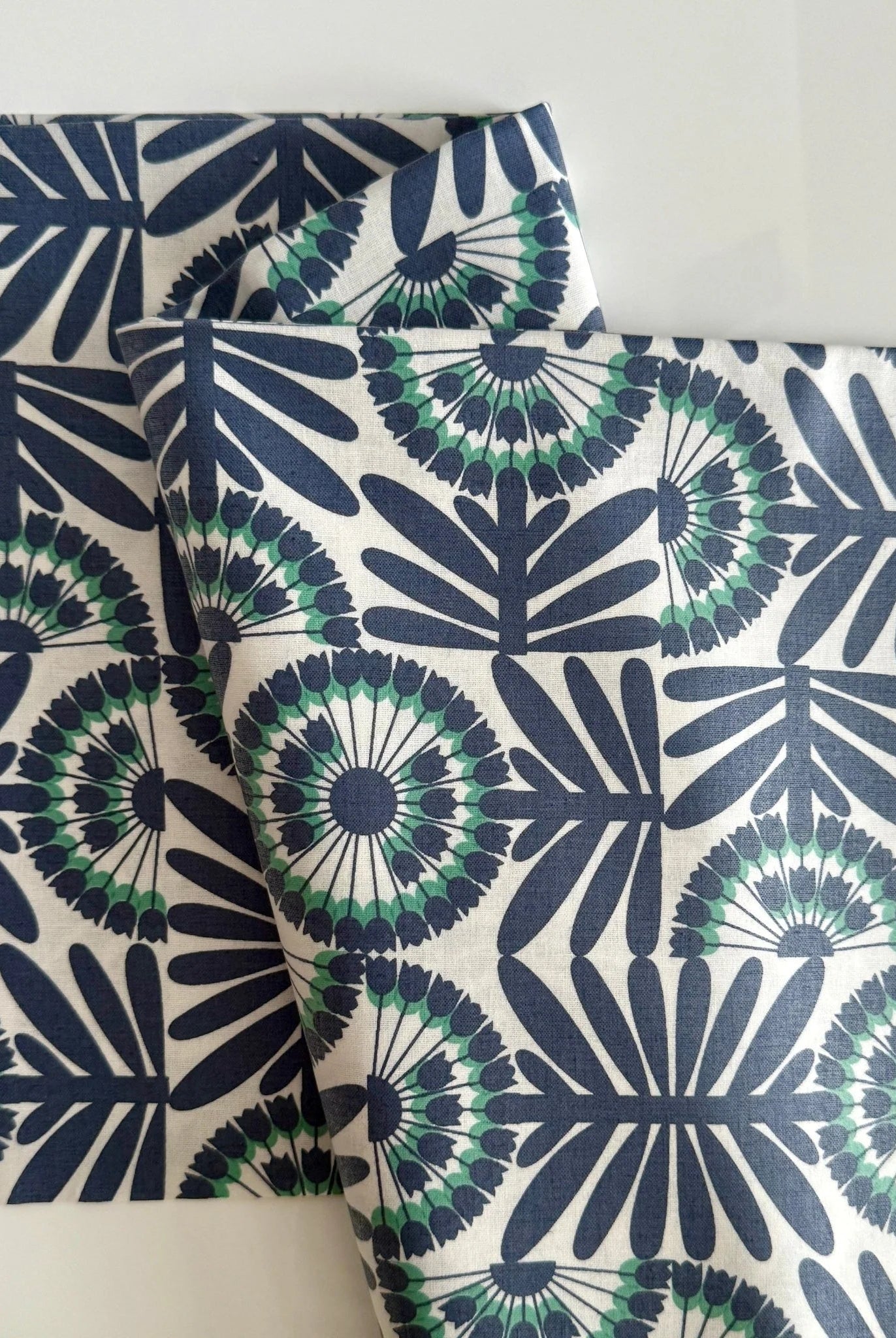 Cloud 9 Organic Laminated Broadcloth Cotton Fabric – Waterproof (227751) - Boho Fabrics - Canvas Fabric