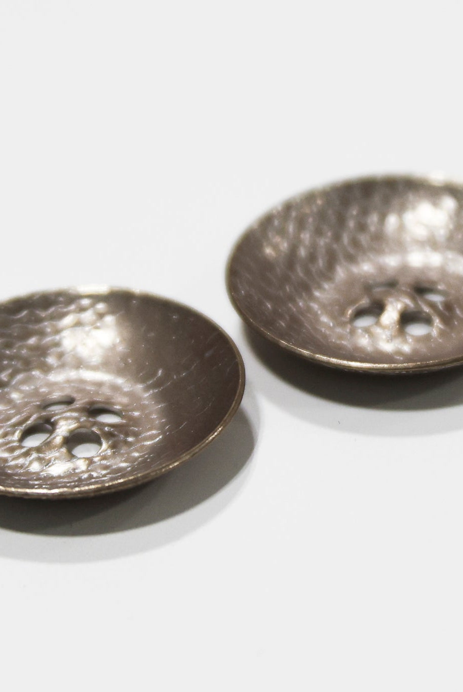 Copper Saucer 4-Hole Metal Button. 24L (15mm / 5/8"), 28L (18mm / 11/16"), 30L (19mm, 3/4") , 40L (25mm / 1") - Boho Fabrics - Buttons & Snaps