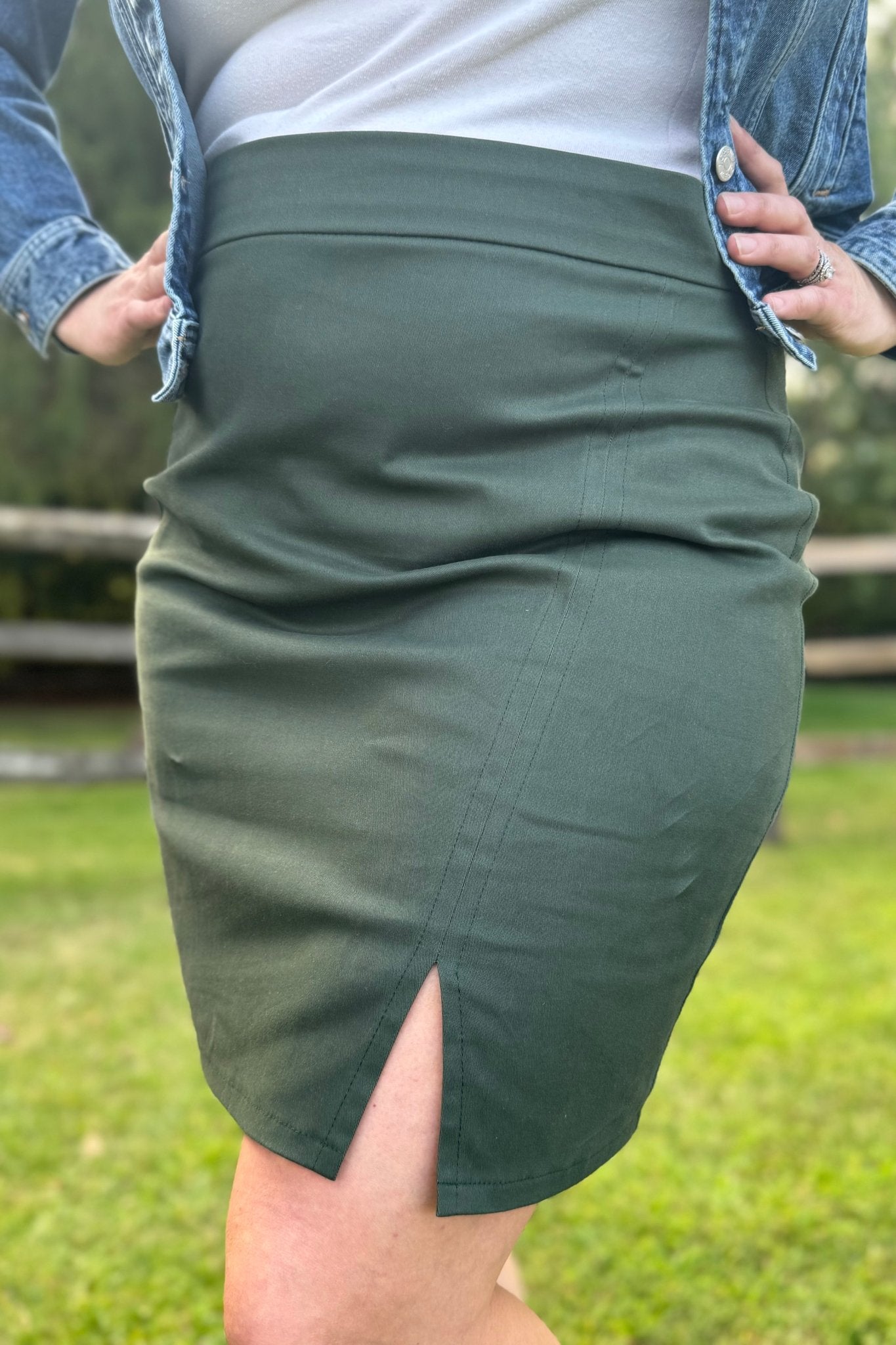 Forest Night Twill, Stretch Woven Fabric - Boho Fabrics - Twill, Woven