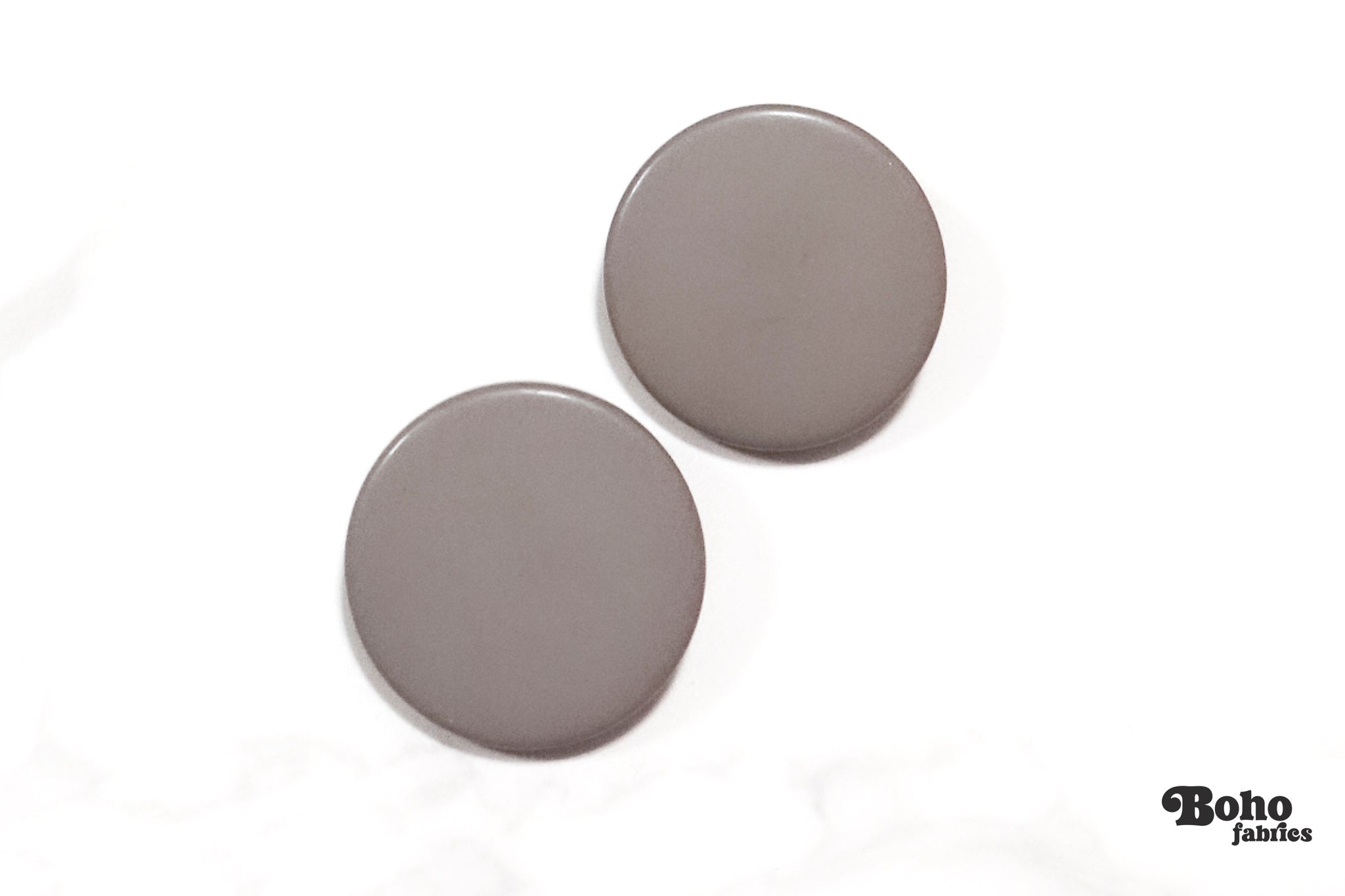 Gray, Mod Gambit, Shank Button. Available in 15mm, 18mm, 20mm, 25mm - Boho Fabrics - Buttons & Snaps