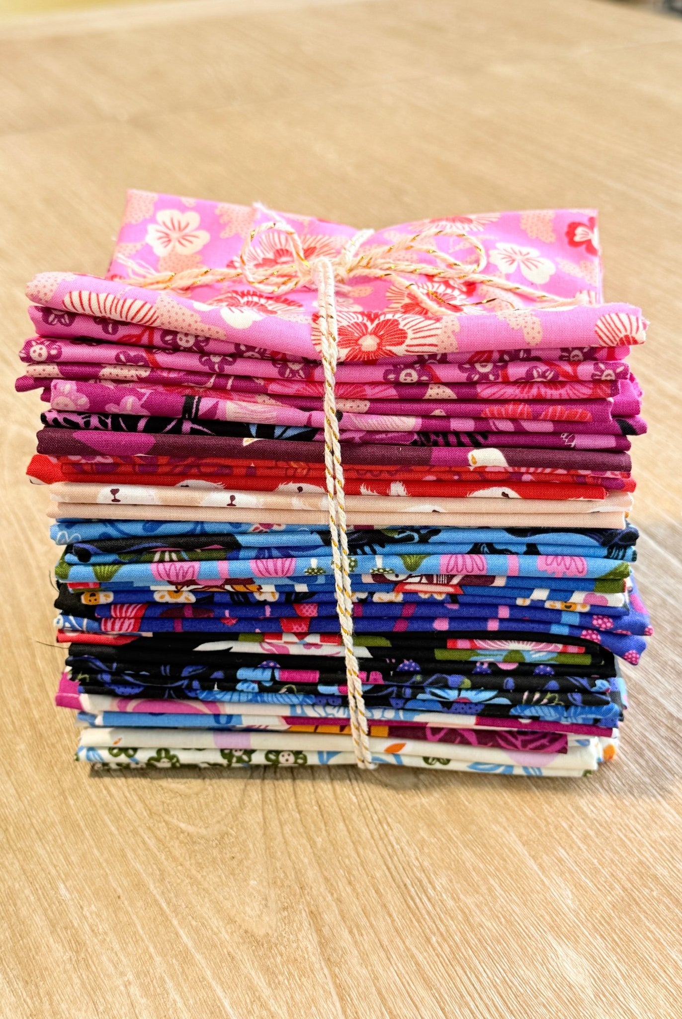 Hello Alice, FULL YARD Bundle – Sarah Watts for Ruby Star Society – 28 Fabrics (NO PANEL) - Boho Fabrics - Quilting Cotton, Woven