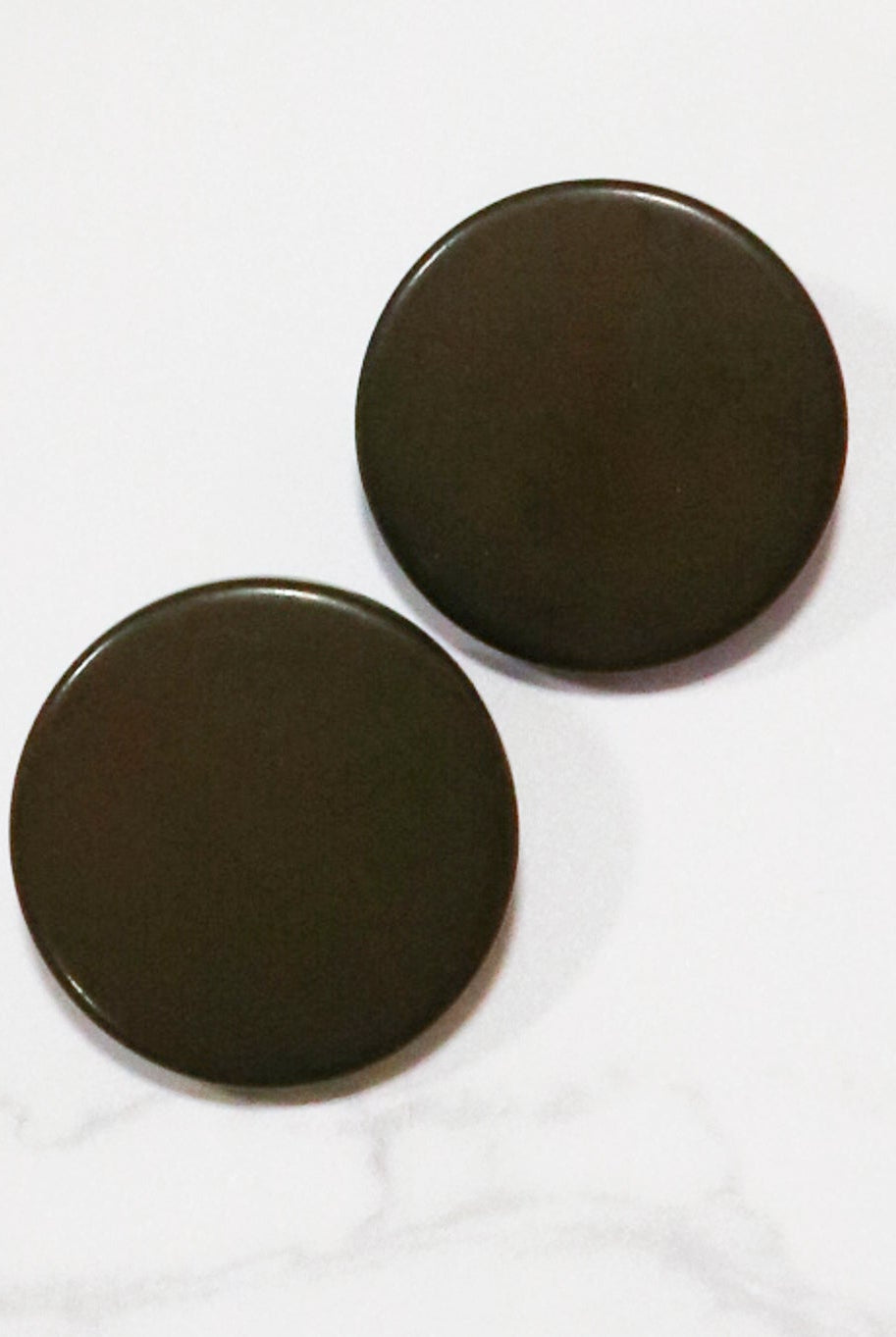 Olive Green, Mod Gambit, Shank Button. Available in 15mm, 18mm, 20mm, 25mm - Boho Fabrics - Buttons & Snaps