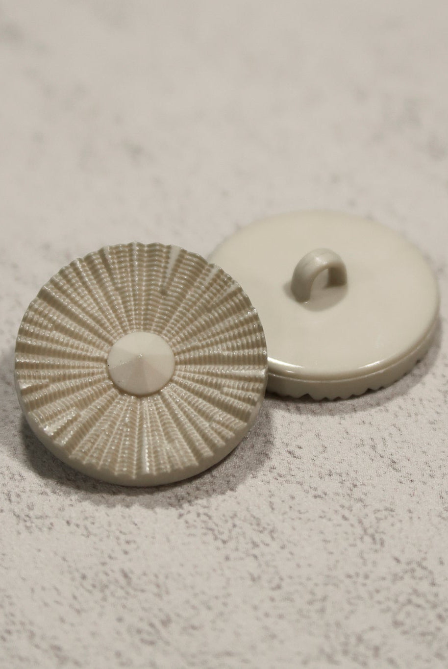 Pale Gray Round Ridged Sunburst Shank Buttons. 26L (16mm/ 3/4"), 28L, (18mm/ 11/16"), 34L (21mm / 13/16"), 36L (23mm, 7/8"), 42L (26mm/ 1") (Copy) - Boho Fabrics - Buttons & Snaps