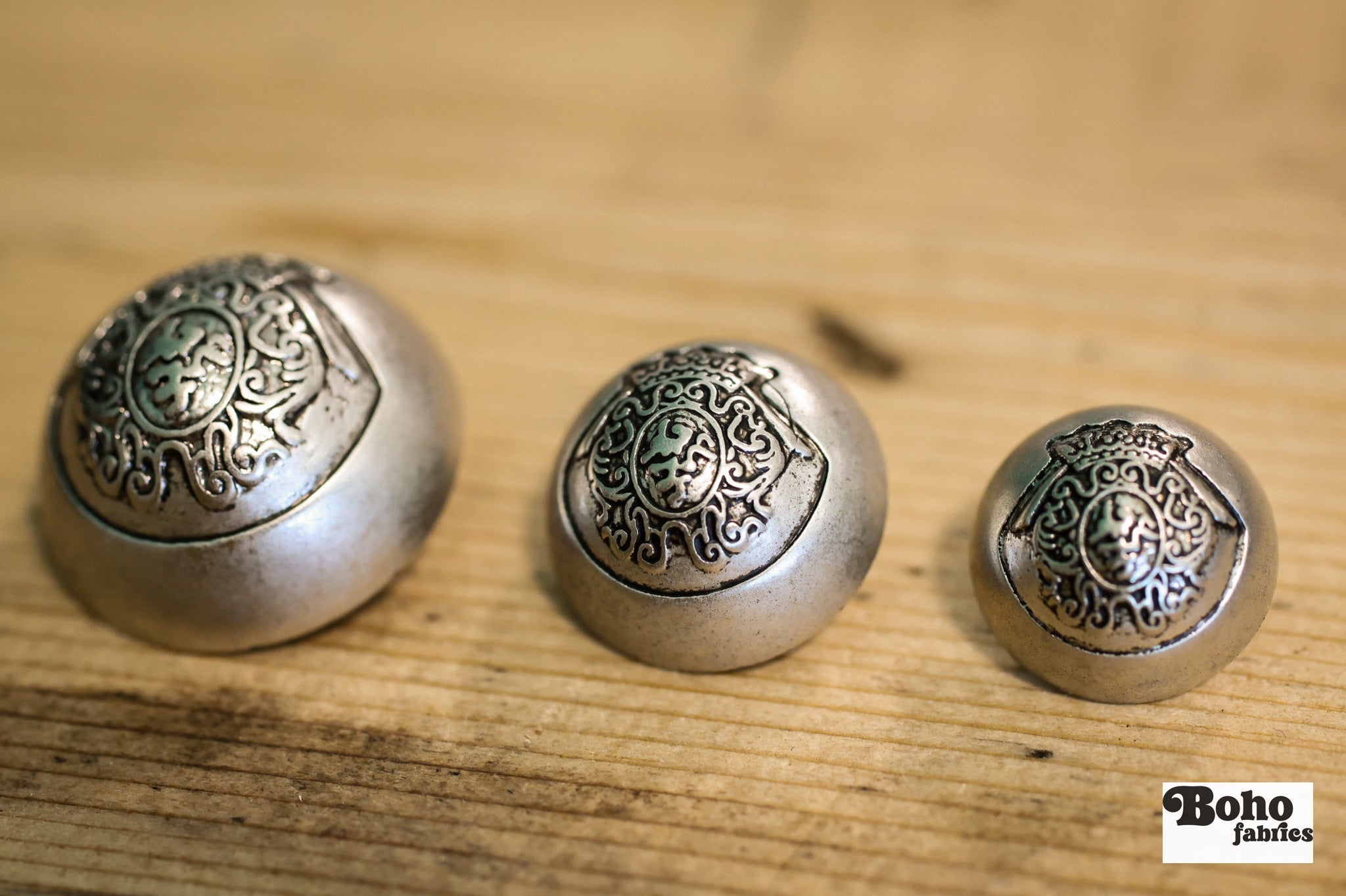 Royalty Crest Silver Plastic, Dome Shank Button. Available in 5/8" (15mm, 24L), 11/16", (18mm, 28L) and 7/8", (23mm, 36L) - Boho Fabrics - Buttons & Snaps