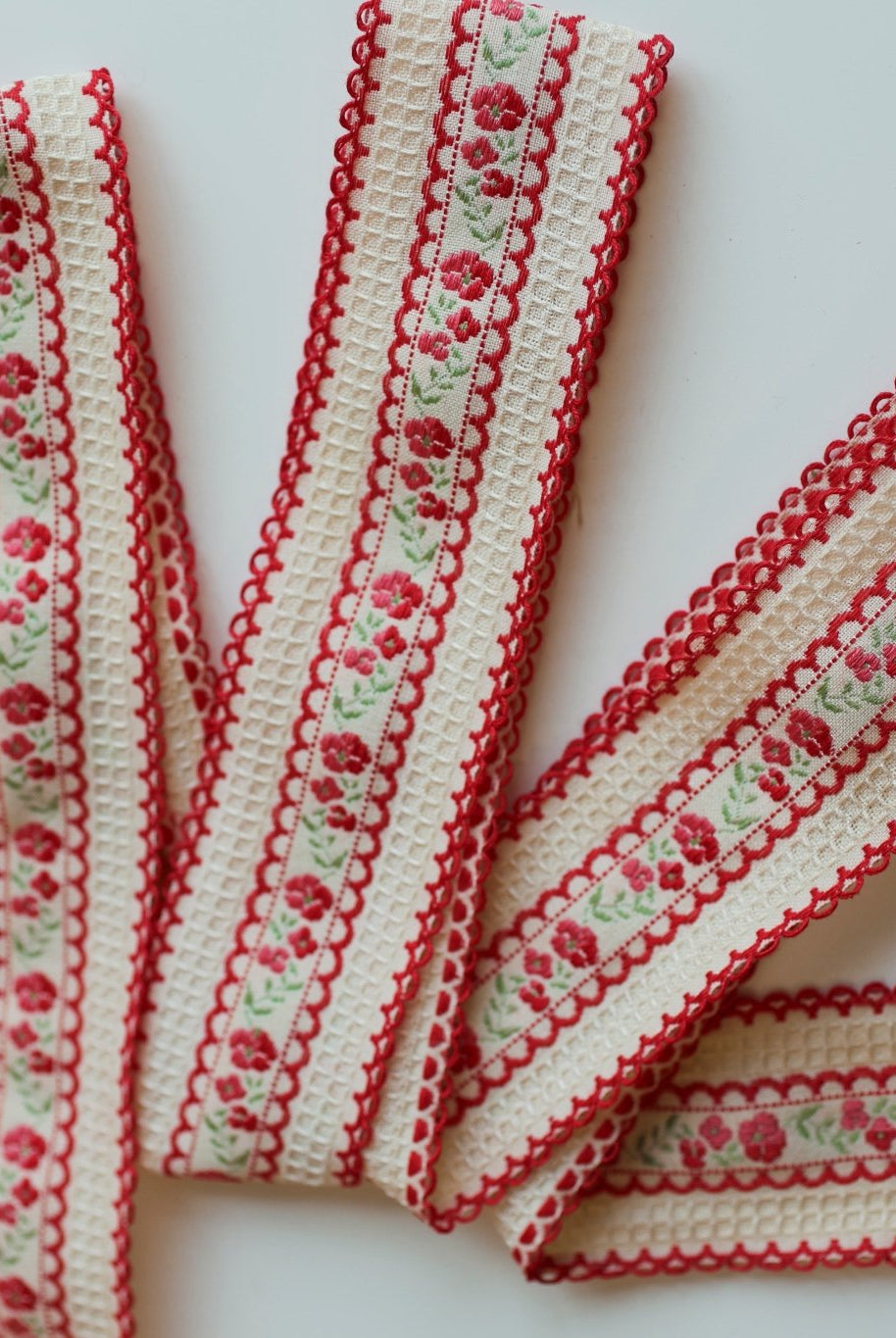 Scalloped Red Roses. 1.5" Jacquard Woven Trim. TRIM - 023 - Boho Fabrics - Trims