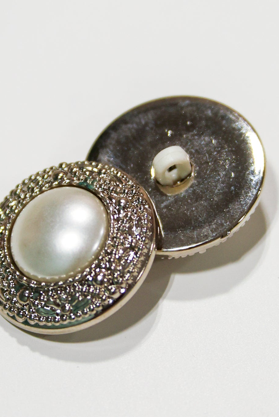 Silver Filigree Pearl Dome Plastic Shank Buttons. 24L (15mm / 5/8"), 40L (25mm / 1") - Boho Fabrics - Buttons & Snaps