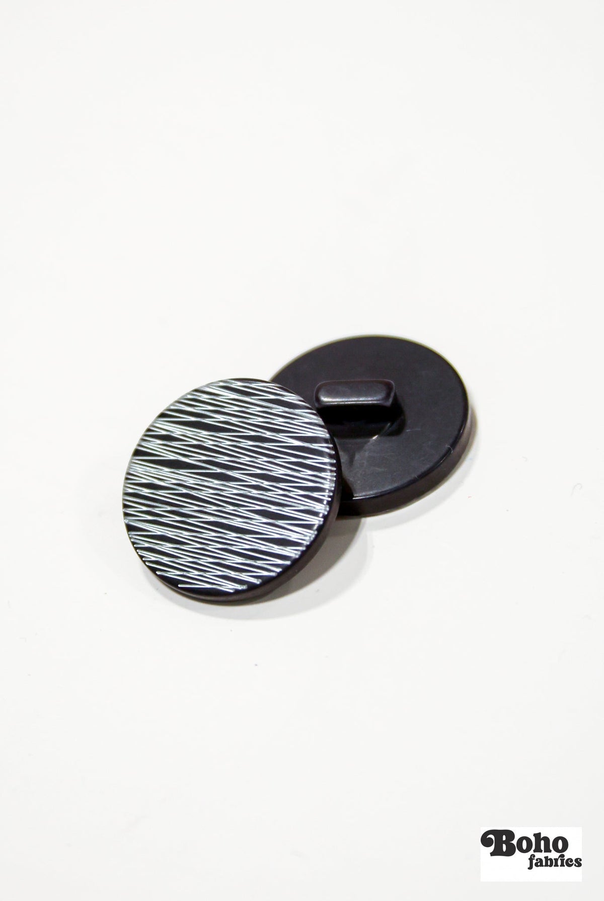 Silver & Navy Plastic Shank Buttons. 24L (15mm / 5/8"), 28L (18mm / 11/16"), 34L (21mm 7/8"), 40L (25mm / 1") - Boho Fabrics - Buttons & Snaps