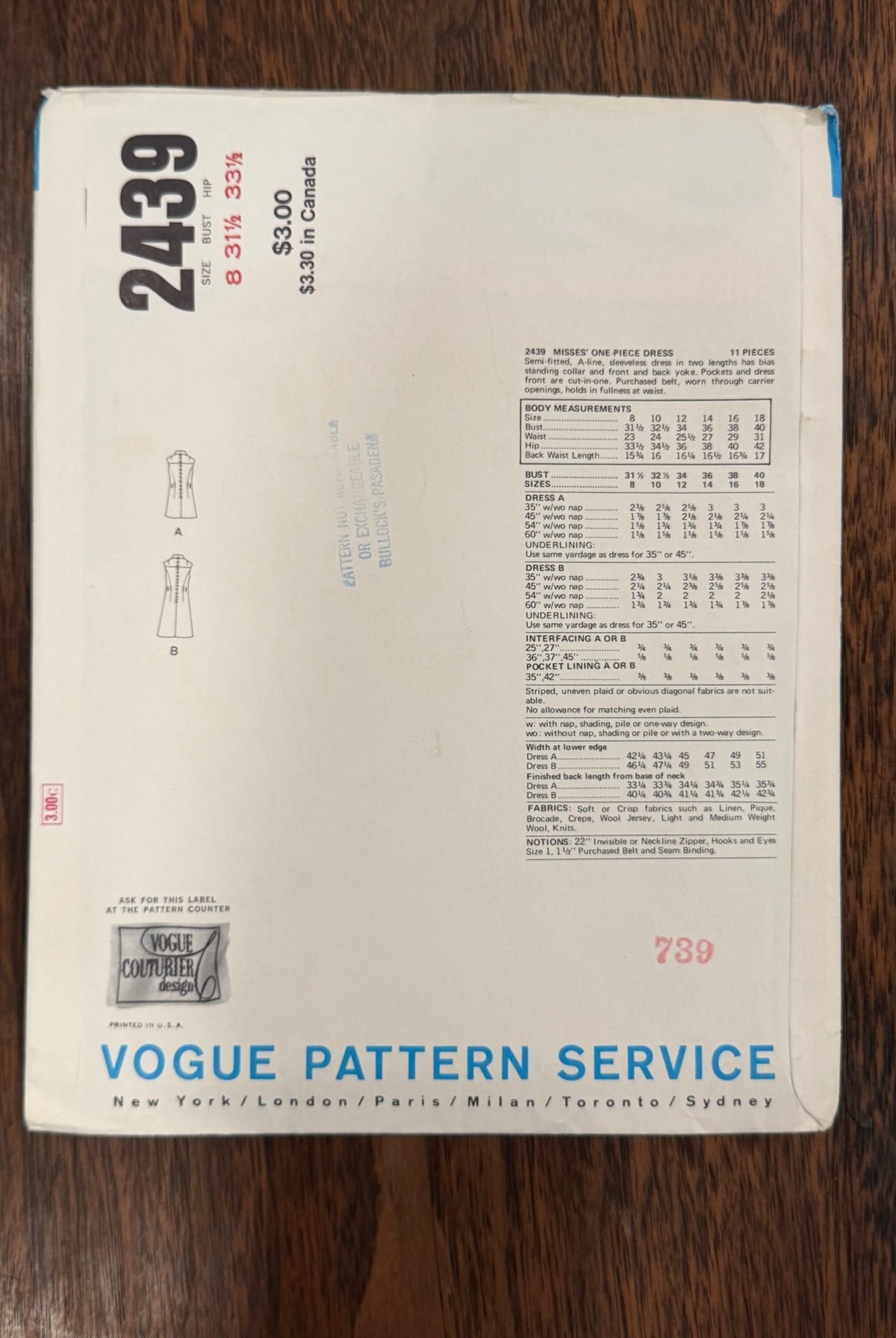 Valentino | Vogue Couturier Design Sewing Pattern #2439 — Sleeveless A-Line Dress with Standing Collar, Size 8, Vintage 1970 - Boho Fabrics - Sewing Patterns