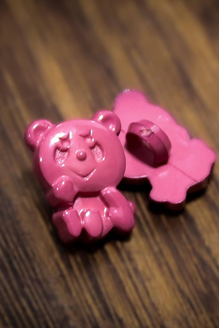 Vintage Bear Plastic Shank Buttons. 9mm, 11mm. Set of 12. - Boho Fabrics - Buttons & Snaps