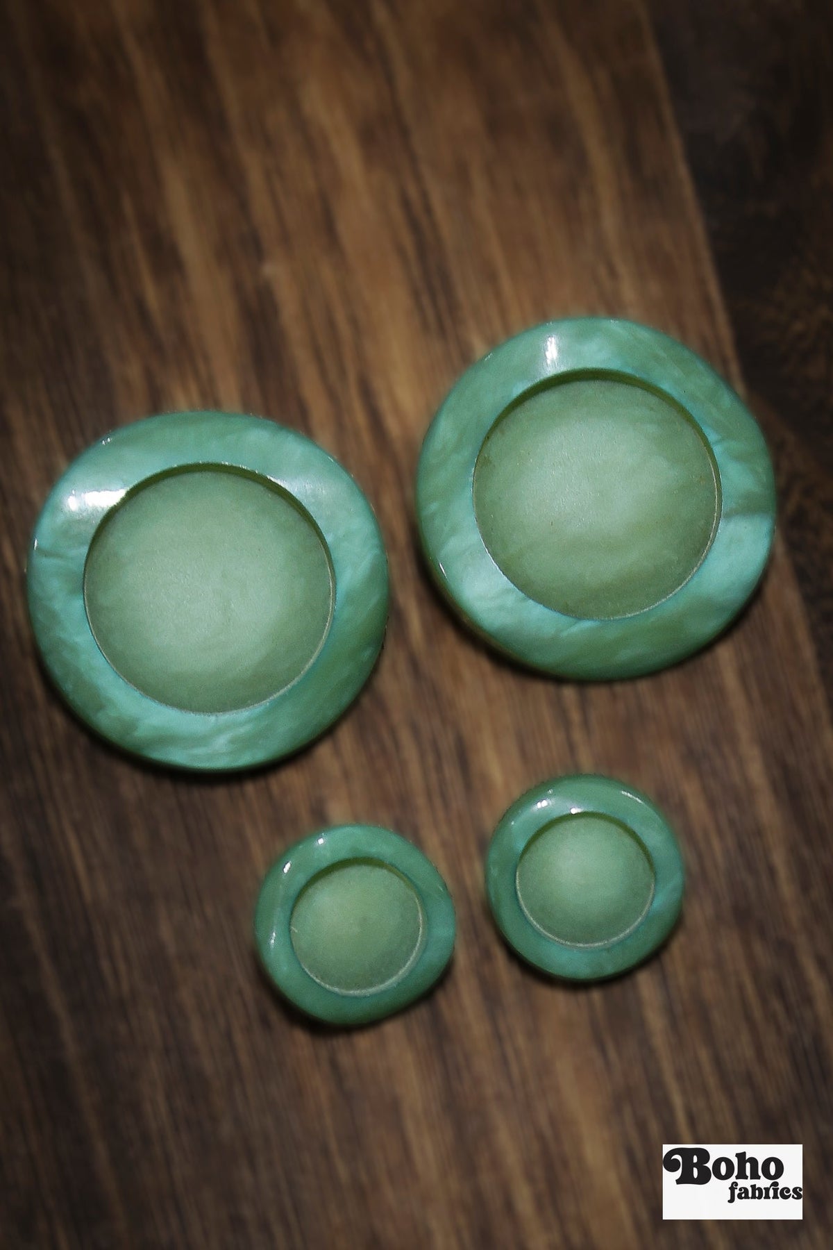 Vintage Light Green Concentric Circles Plastic Shank Buttons. 19mm, 30mm, 34mm - Boho Fabrics - Buttons & Snaps