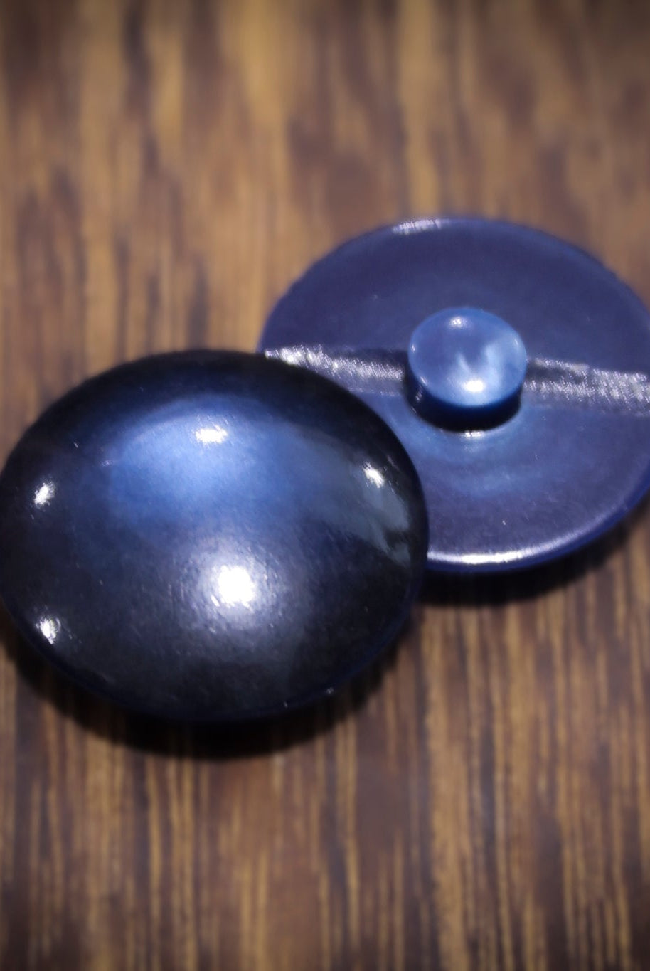 Vintage Navy Blue Dome Shank Buttons. 32L (20mm / 13/16"). Set of 6 - Boho Fabrics - Buttons & Snaps