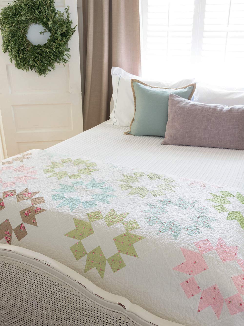Acorn Cottage: Quilts With Simple & Sophisticated Style - Boho Fabrics - Books