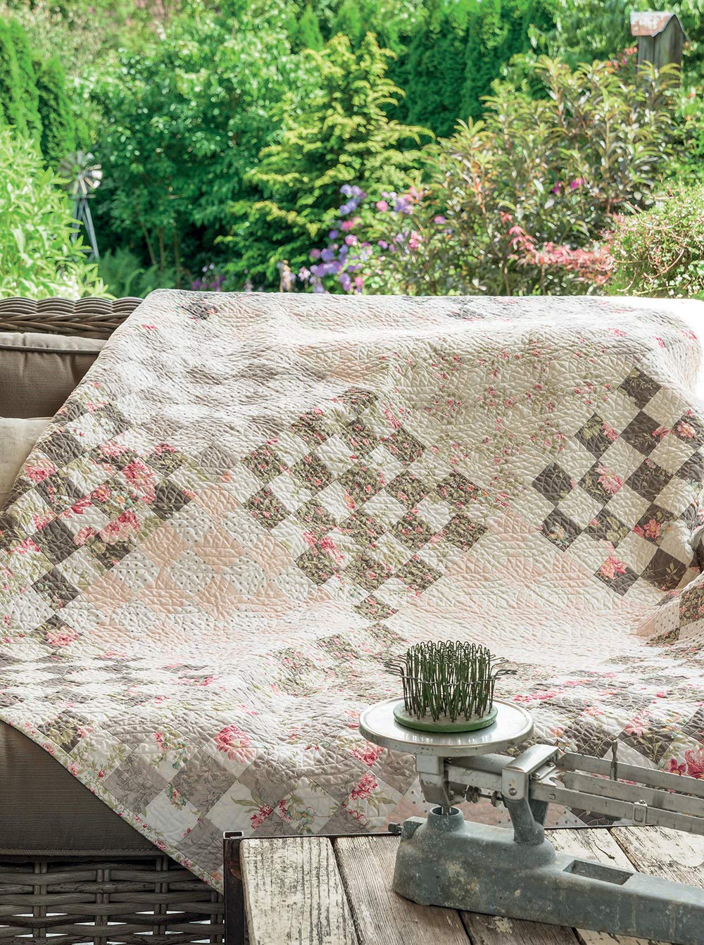 Acorn Cottage: Quilts With Simple & Sophisticated Style - Boho Fabrics - Books