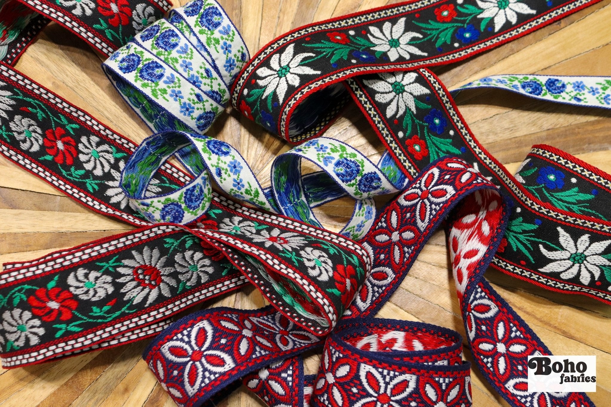 Alpine Winter, Vintage Trim/Ribbon Pack. 12 Yard Gift Set. - Boho Fabrics - Trims