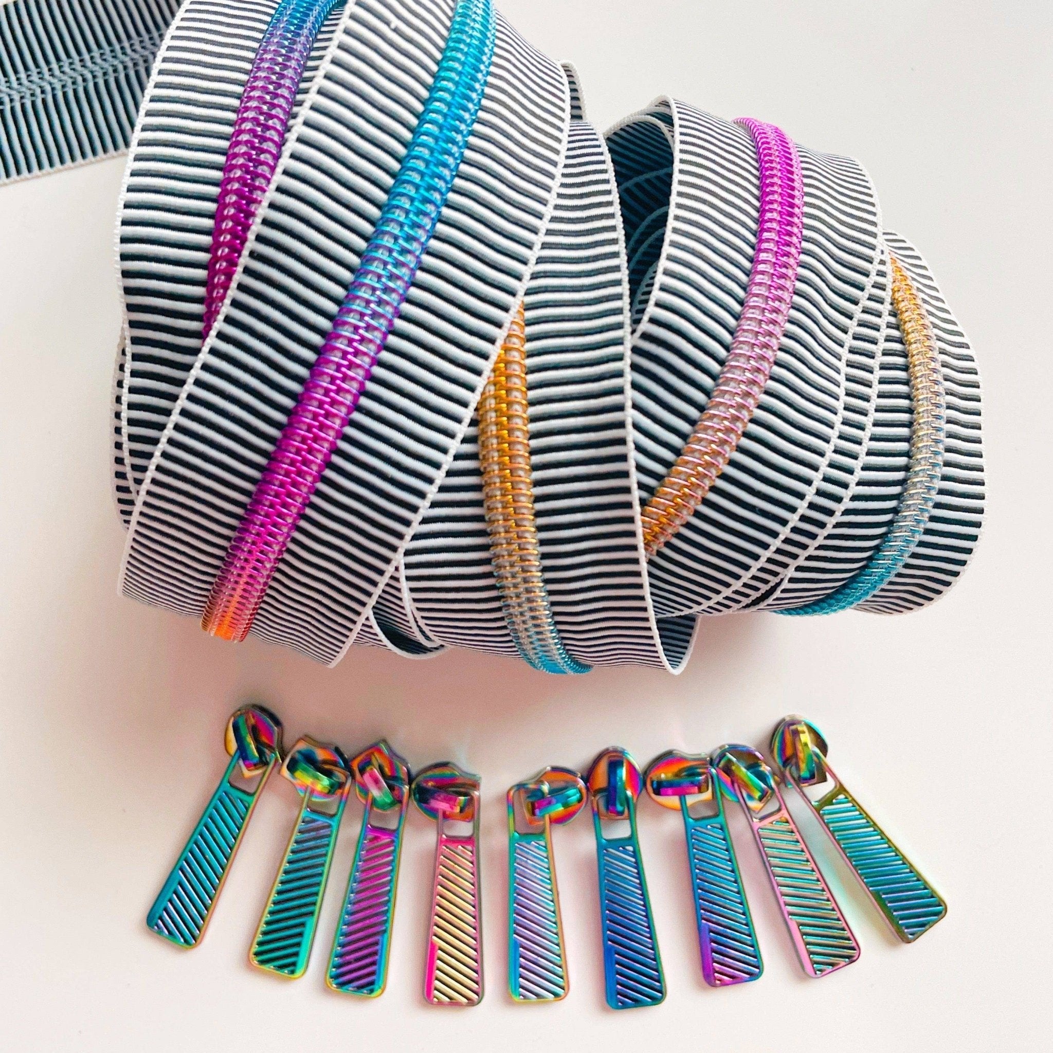 Black White Stripe Zipper Tape with Rainbow Pulls - 3 Yards - Boho Fabrics - Zippers