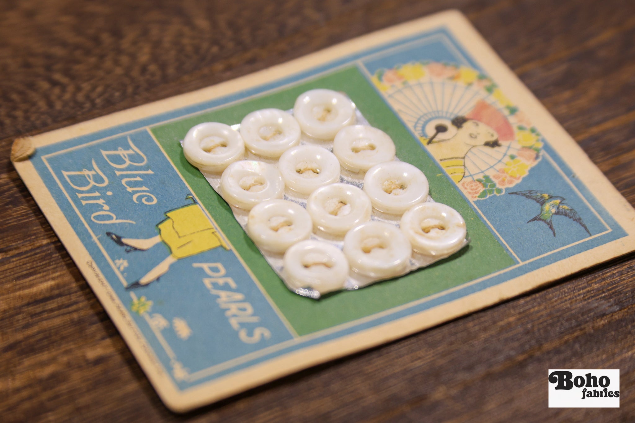 Blue Bird Pearls Vintage Mother of Pearl Button Card — 10mm White Buttons, Illustrated Lady with Fan, 1920s–30s - Boho Fabrics - Buttons & Snaps