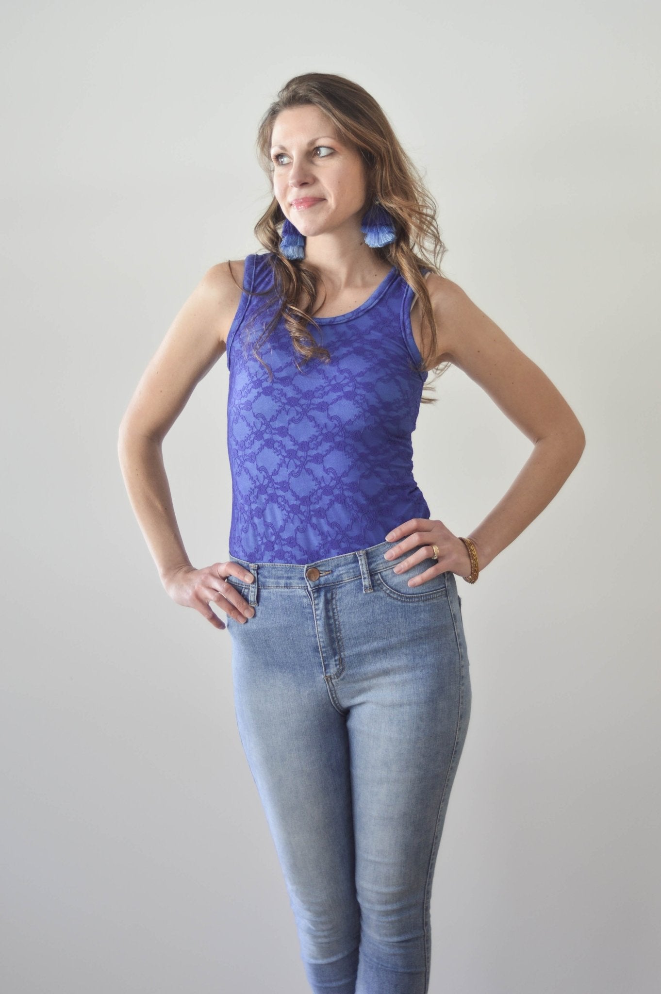 "Chain Flowers" in Royal Blue. Stretch Lace. SL-109-RYLB. - Boho Fabrics