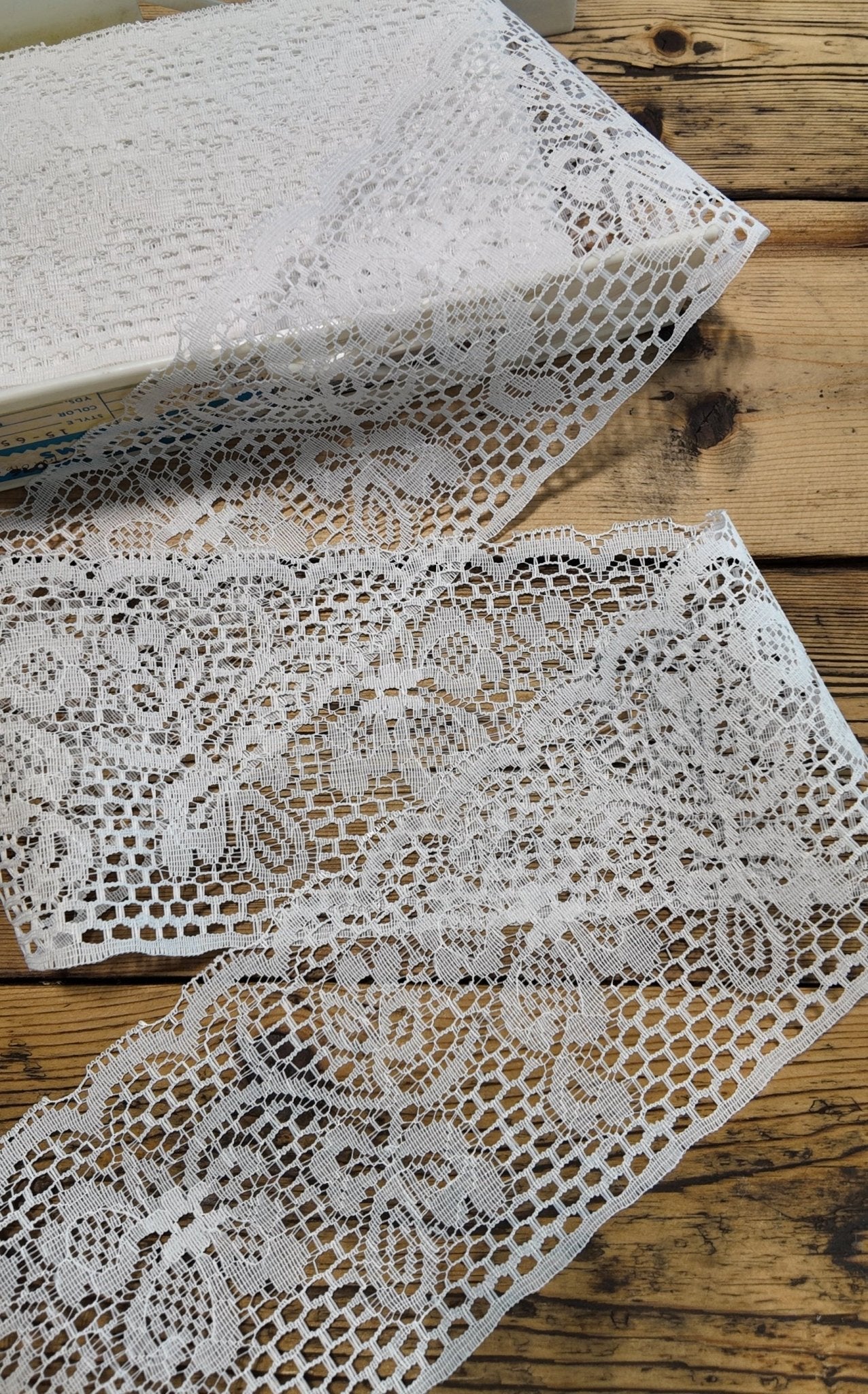 Darling White Vintage Lace Trim, 4” Sold by the Yard (Trim - 096) - Boho Fabrics - Trims