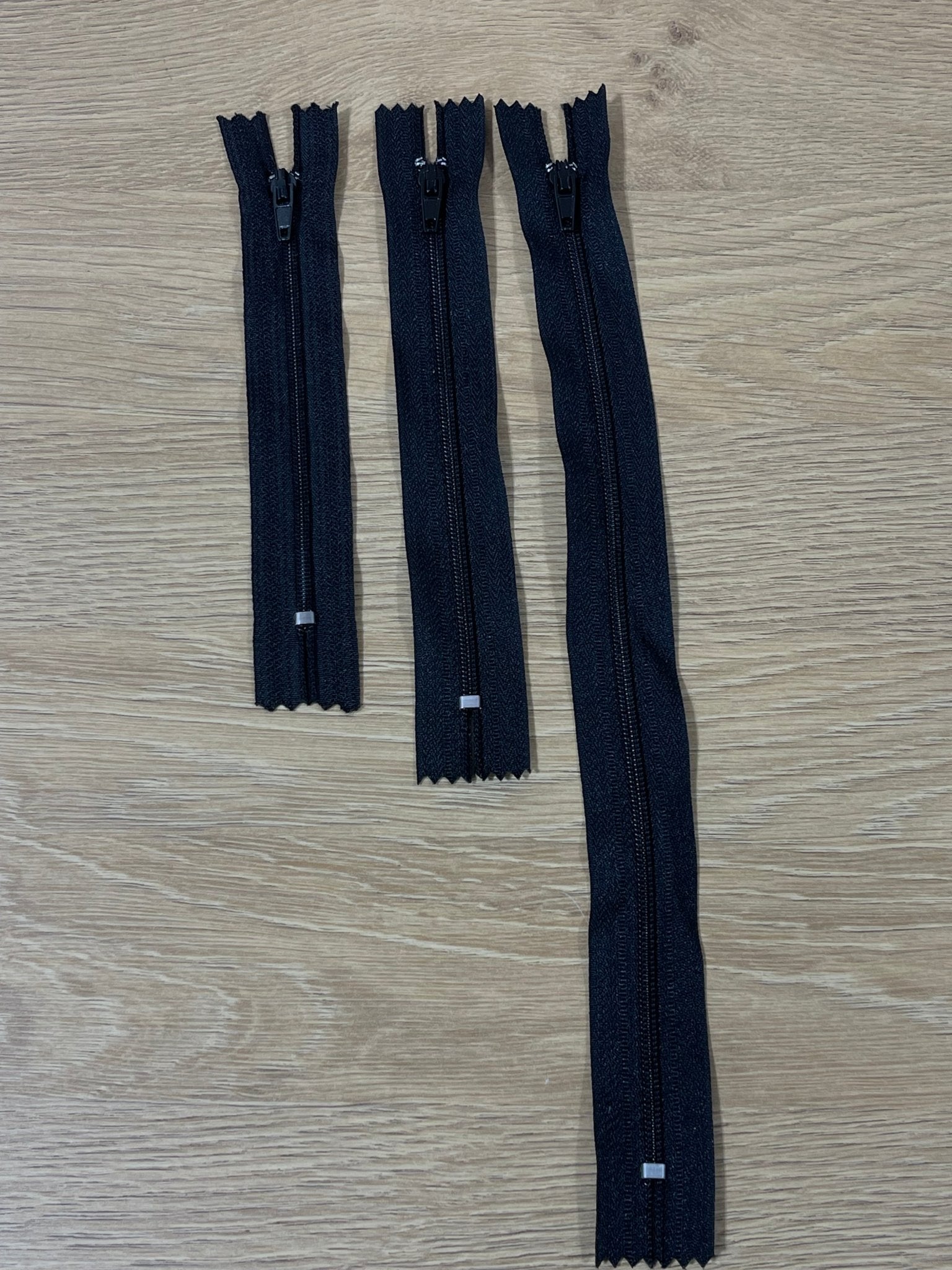 Essential Coil, 3 Black Nylon Zippers. Size 5", 6", 10", 25" (Deadstock) - Boho Fabrics - Zippers