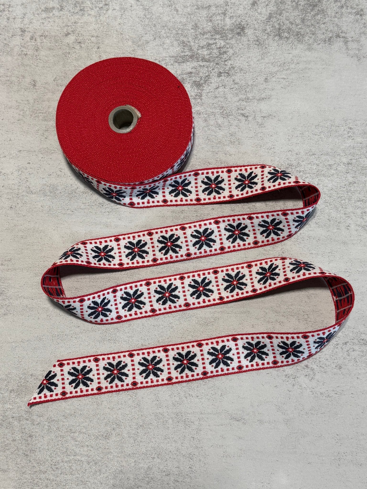 Flower Block in Red/Blue, 1” Vintage Jacquard Woven Trim. Trim - 168 - Boho Fabrics - Trims