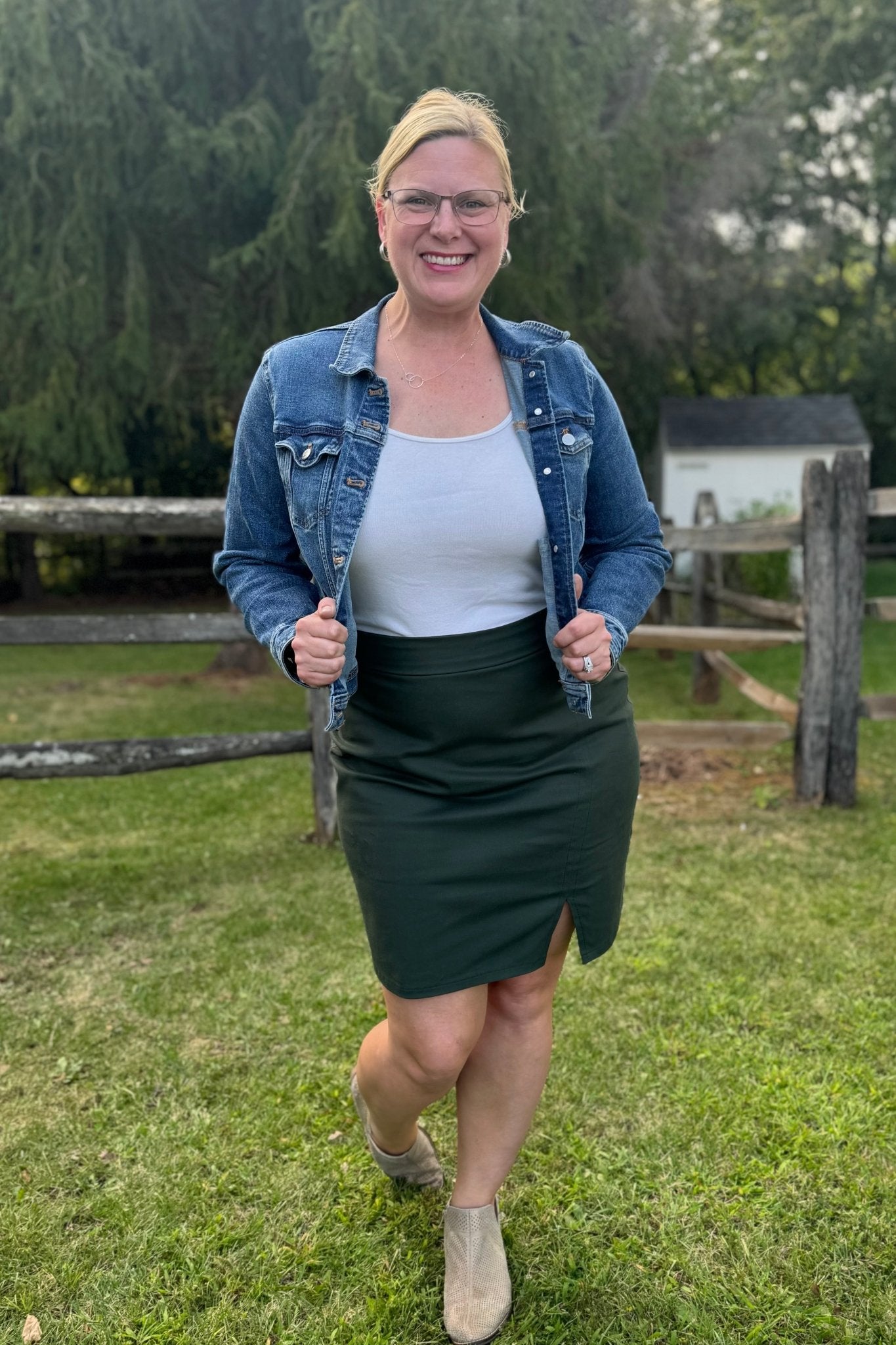 Forest Night Twill, Stretch Woven Fabric - Boho Fabrics - Twill, Woven