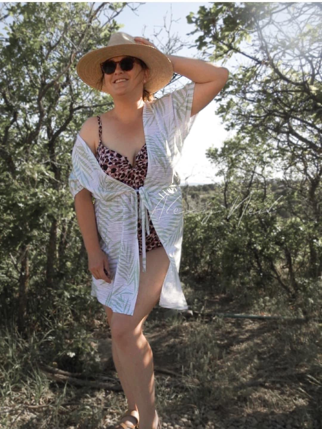 Green Palms, Burnout Jersey Knit. JER-P-108-GRN - Boho Fabrics