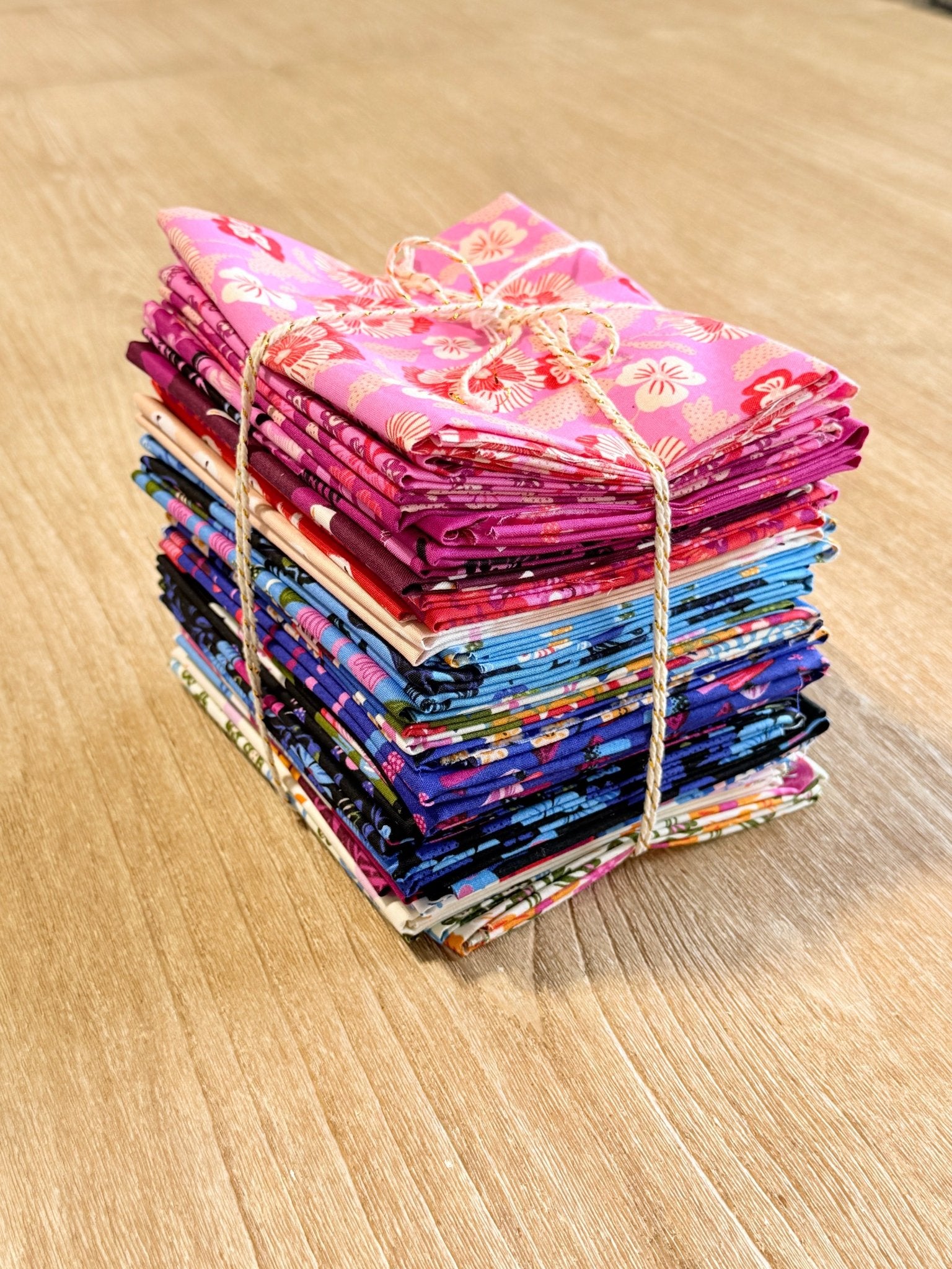 Hello Alice, FULL YARD Bundle – Sarah Watts for Ruby Star Society – 28 Fabrics (NO PANEL) - Boho Fabrics - Quilting Cotton, Woven