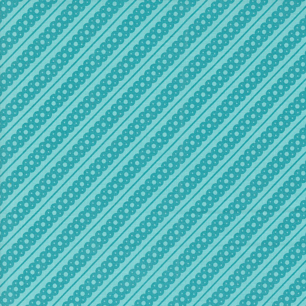 Kitty Christmas Design in Icicle by Moda - 100% Cotton Quilting Fabric - 31205 16 - Boho Fabrics - Quilting Cotton, Woven