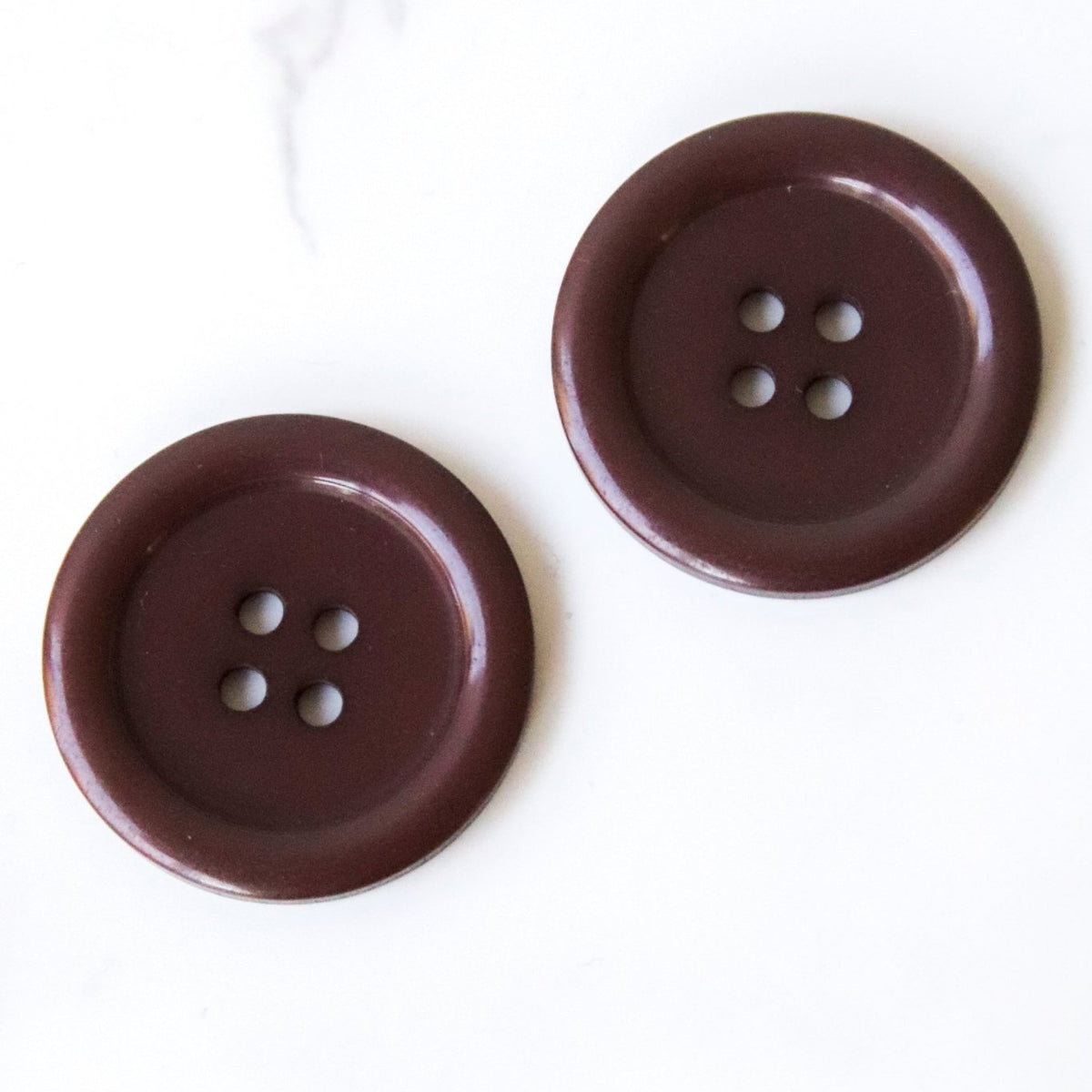 Bevel Buttons Mocha Brown Bevel, 4 Hole Buttons. 40L (25.5mm/ 1
