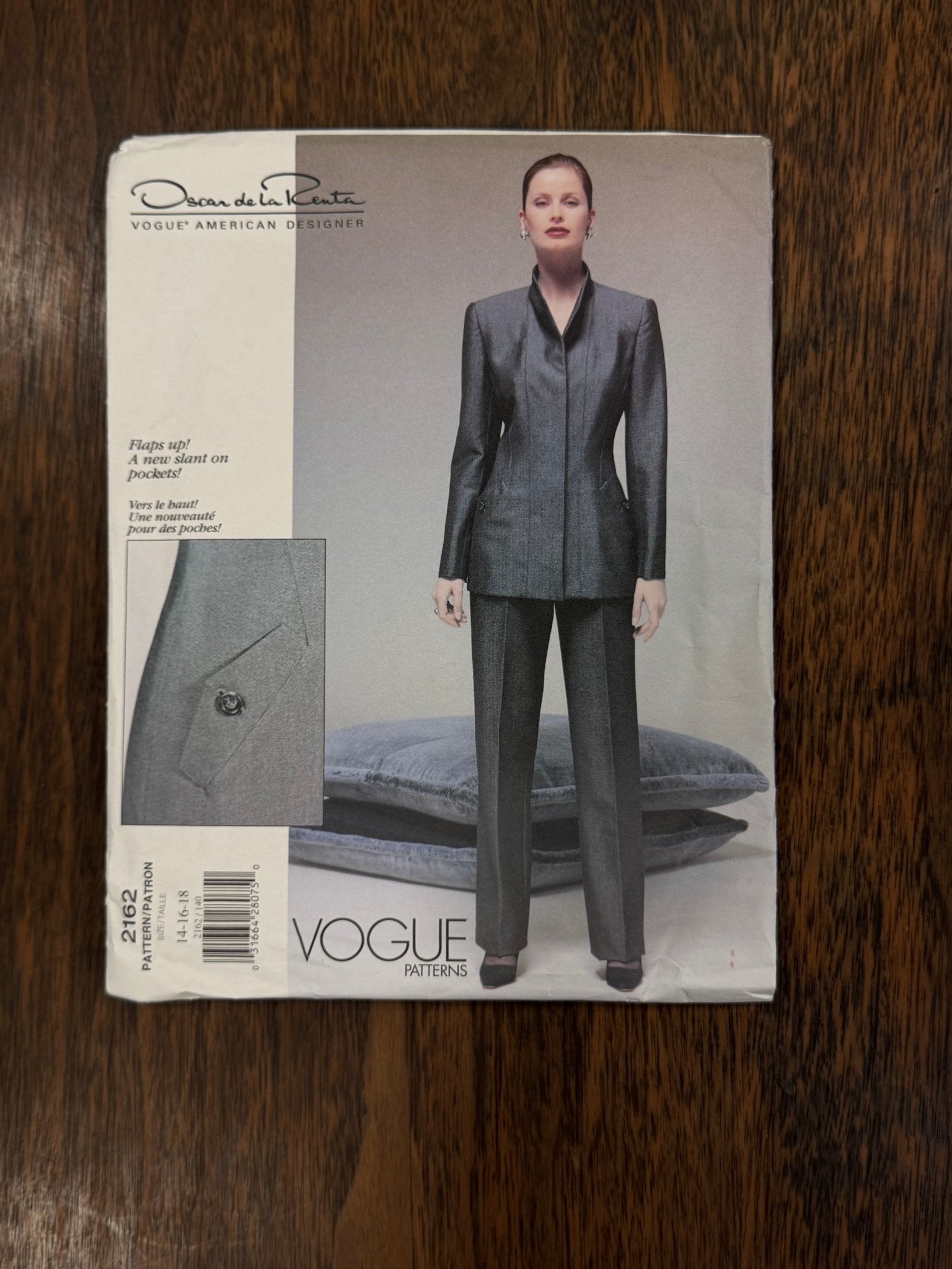 Oscar de la Renta | Vogue American Designer Sewing Pattern #2162 — Size 14-16-18, Vintage 1990s - Boho Fabrics - Sewing Patterns