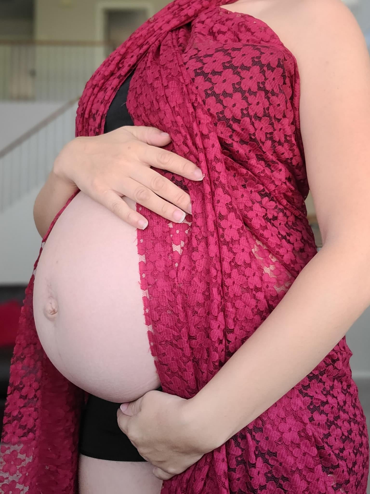 Pretty Little Daisies in Red. Stretch Lace Fabric. SL-128-RED - Boho Fabrics