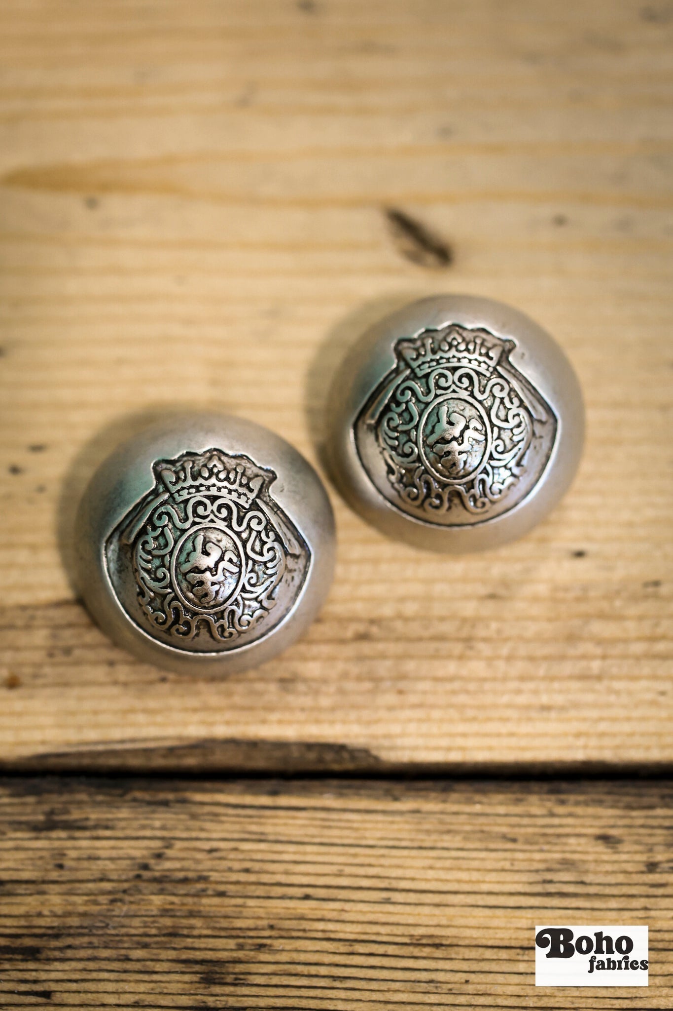 Royalty Crest Silver Plastic, Dome Shank Button. Available in 5/8" (15mm, 24L), 11/16", (18mm, 28L) and 7/8", (23mm, 36L) - Boho Fabrics - Buttons & Snaps