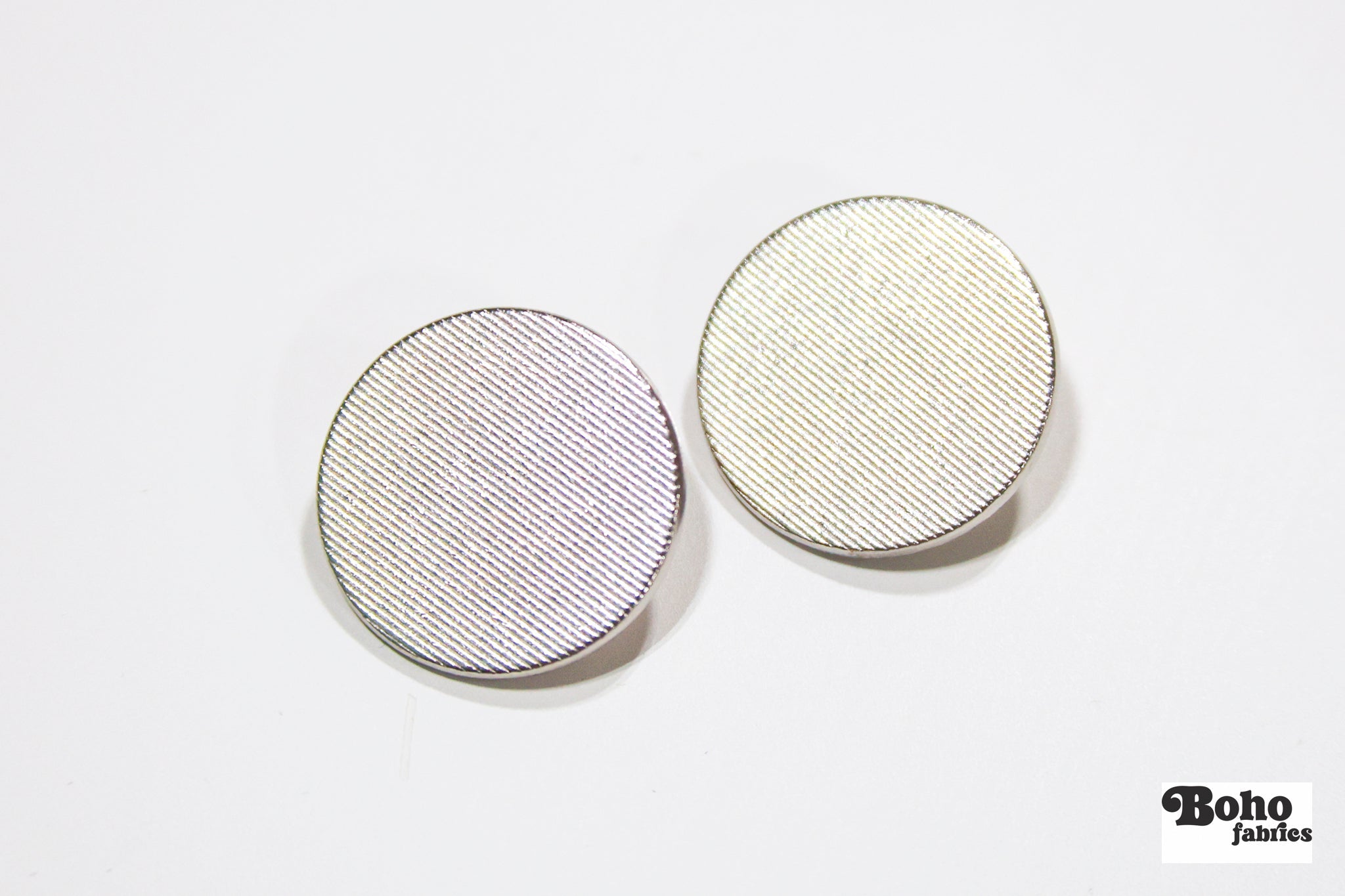 Silver Mesh Metal Shank Buttons. 24L (15mm / 5/8"), 32L (20mm / 13/16"), 36L (23mm / 7/8") - Boho Fabrics - Buttons & Snaps