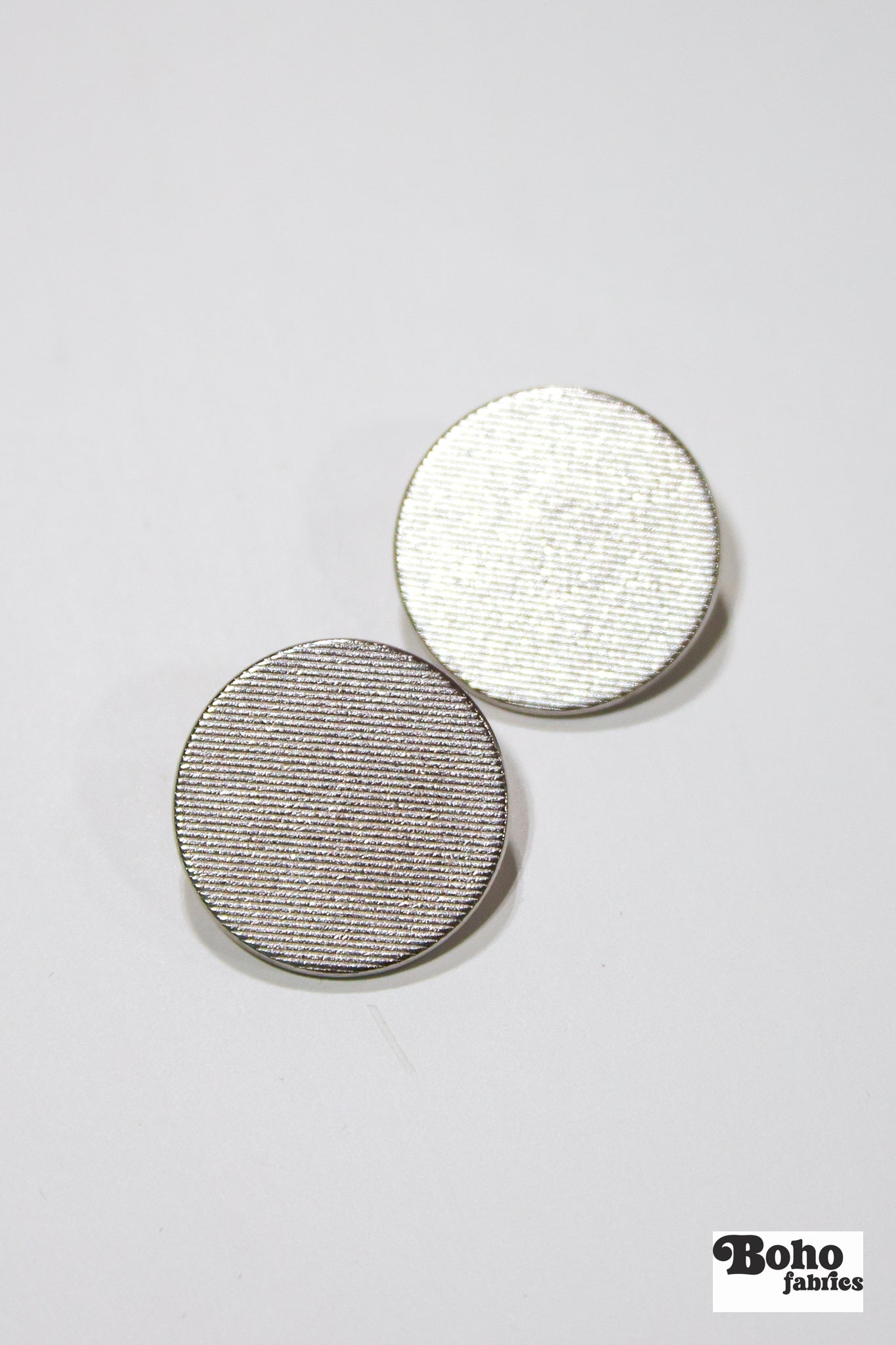Silver Mesh Metal Shank Buttons. 24L (15mm / 5/8"), 32L (20mm / 13/16"), 36L (23mm / 7/8") - Boho Fabrics - Buttons & Snaps