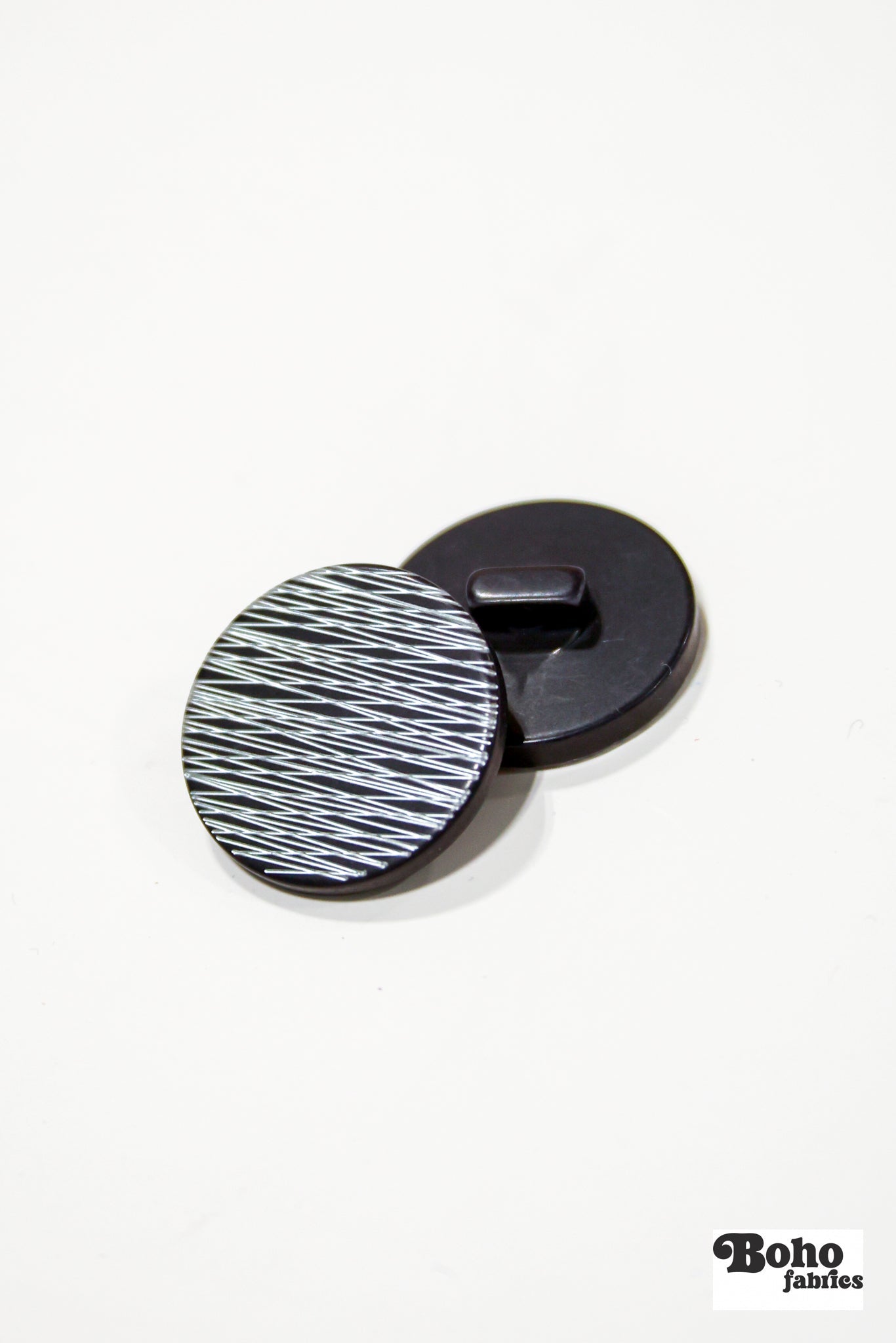 Silver & Navy Plastic Shank Buttons. 24L (15mm / 5/8"), 28L (18mm / 11/16"), 34L (21mm 7/8"), 40L (25mm / 1") - Boho Fabrics - Buttons & Snaps