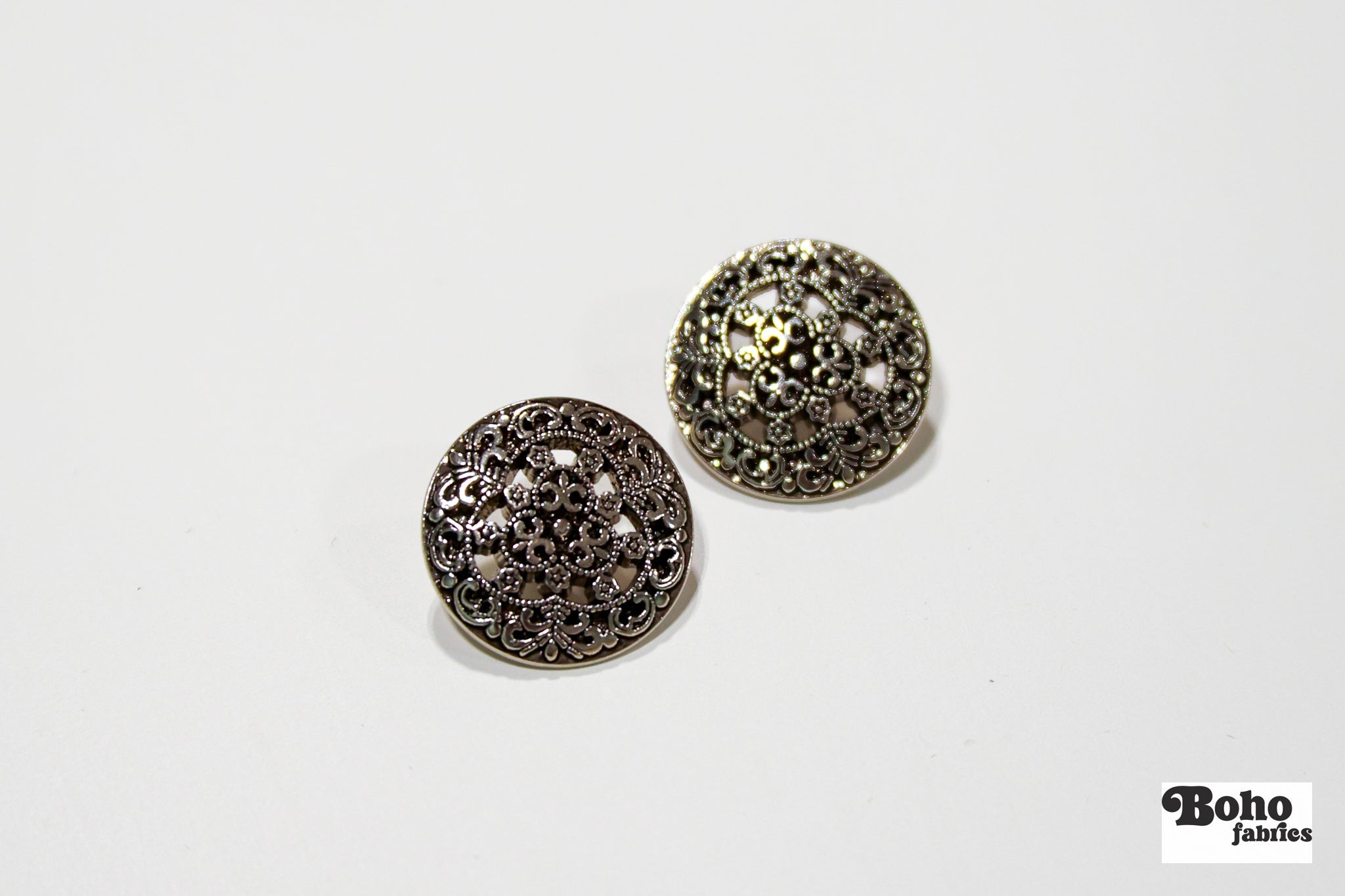 Silversmith Plastic Shank Buttons. 28L (18mm / 11/16"), 34L (21mm / 7/8") - Boho Fabrics - Buttons & Snaps