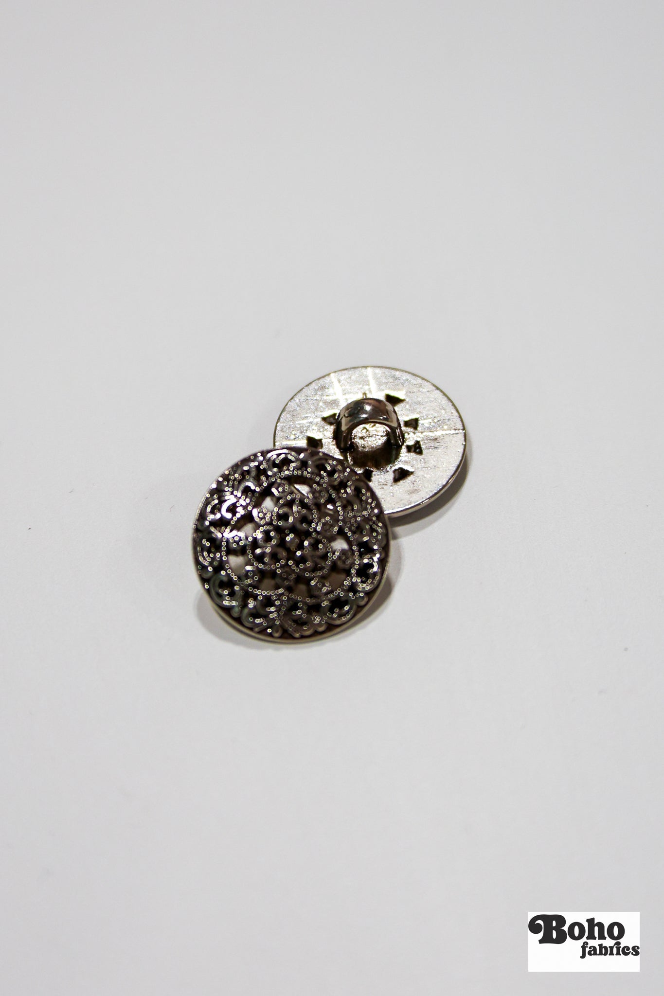 Silversmith Plastic Shank Buttons. 28L (18mm / 11/16"), 34L (21mm / 7/8") - Boho Fabrics - Buttons & Snaps