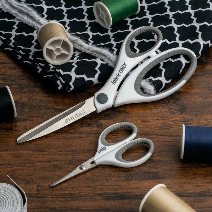 Singer Sewing Scissors Set 2/Pkg - 8.5" Fabric & 4" Mini Detail Scissors - Boho Fabrics - Cutting Supplies