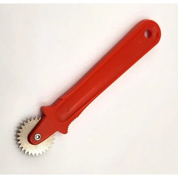 Tracing Wheel Plastic Handle by Bohin - Boho Fabrics - Pattern Supplies