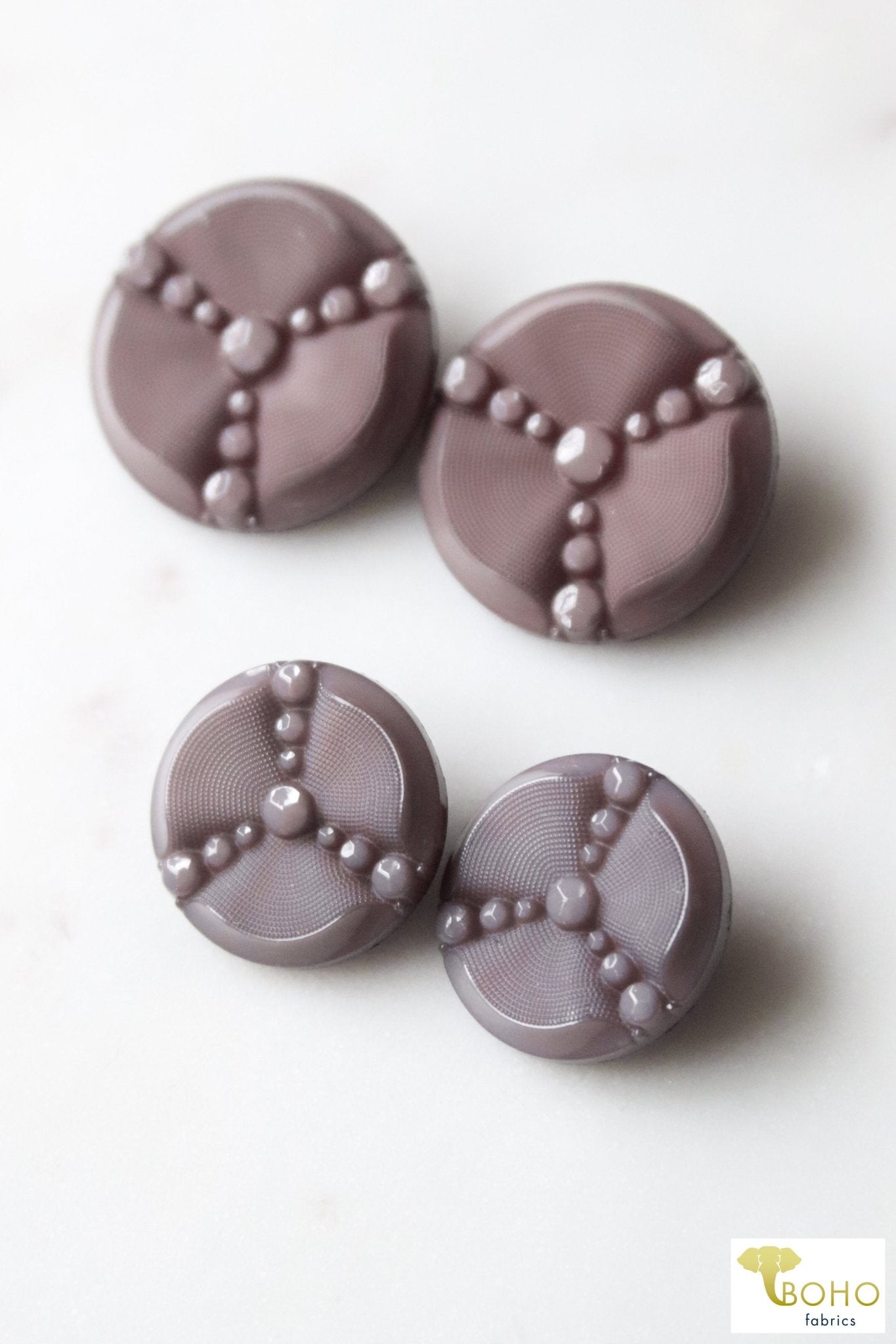 Trinity Faceted Shank Button in Lilac Gray. 36L (23mm/0.94 Inches), Package of 6. - Boho Fabrics
