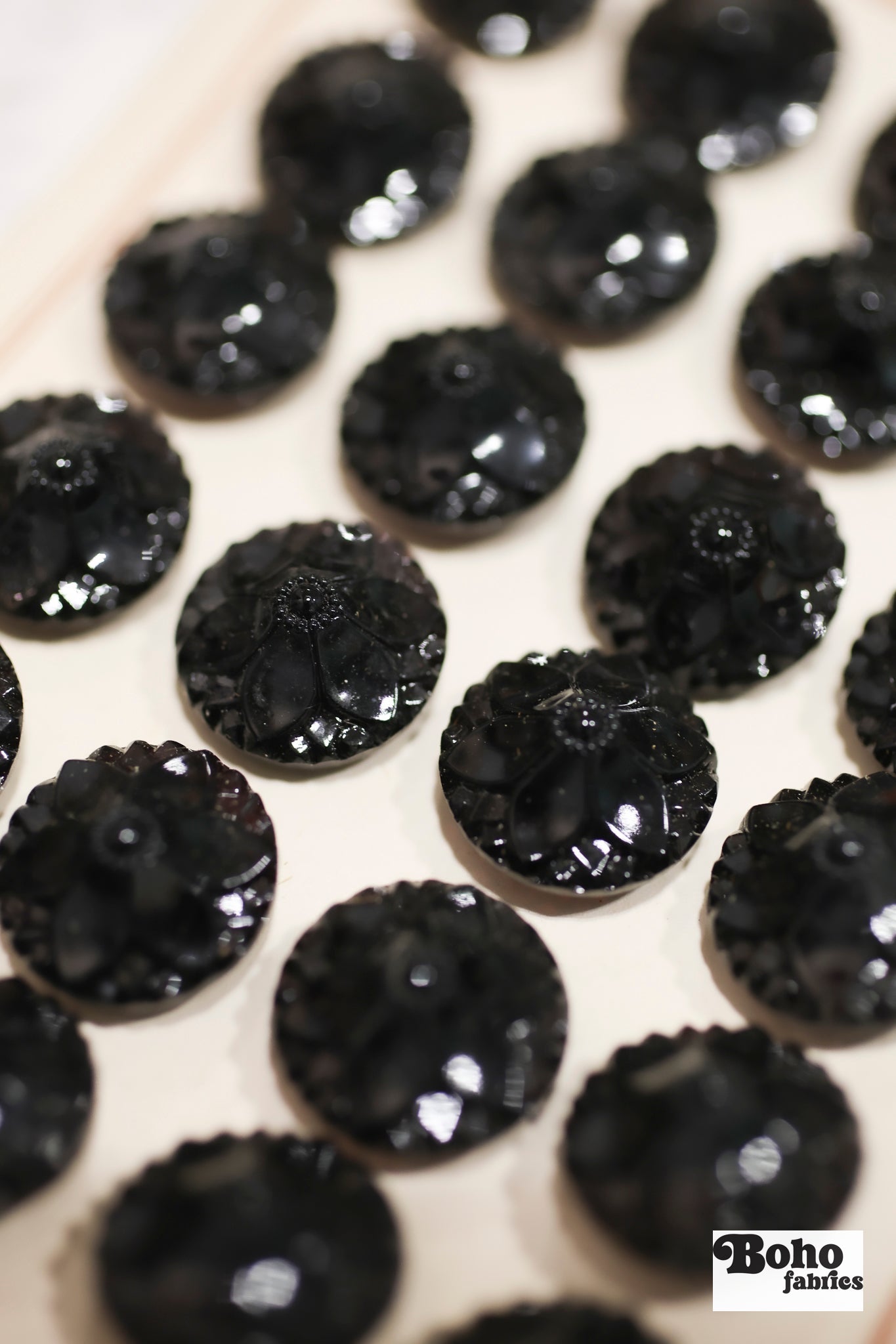 Vintage 1920s Glass Buttons from Czechoslovakia, Available in 16mm and 28 mm - Boho Fabrics - Buttons & Snaps