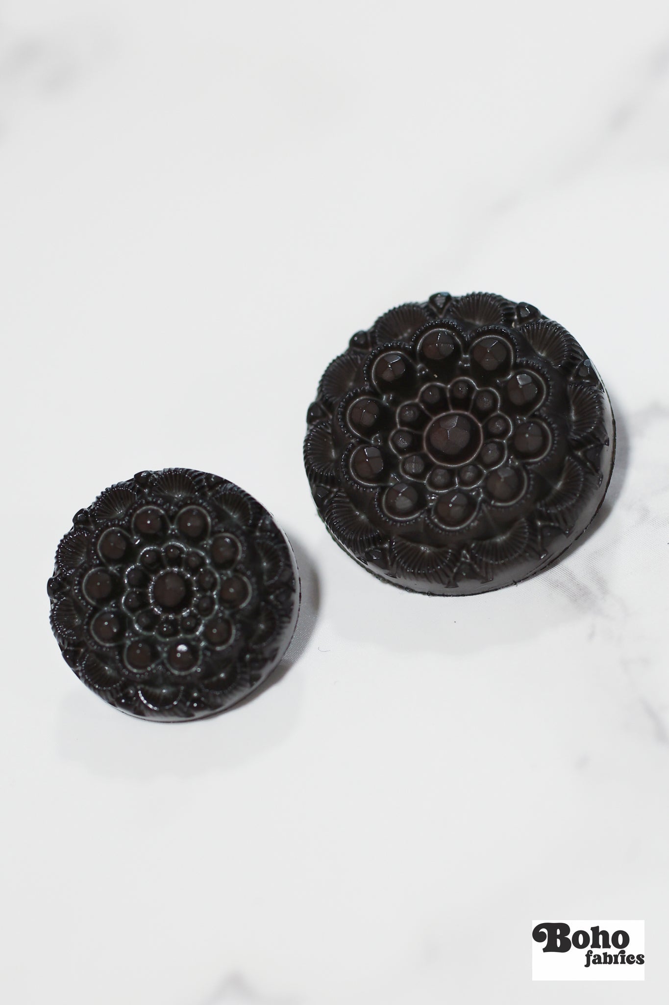 Vintage Inspired Dark Brown Rosette Button. Available in 20mm (32L), 25mm (40L) - Boho Fabrics - Buttons & Snaps